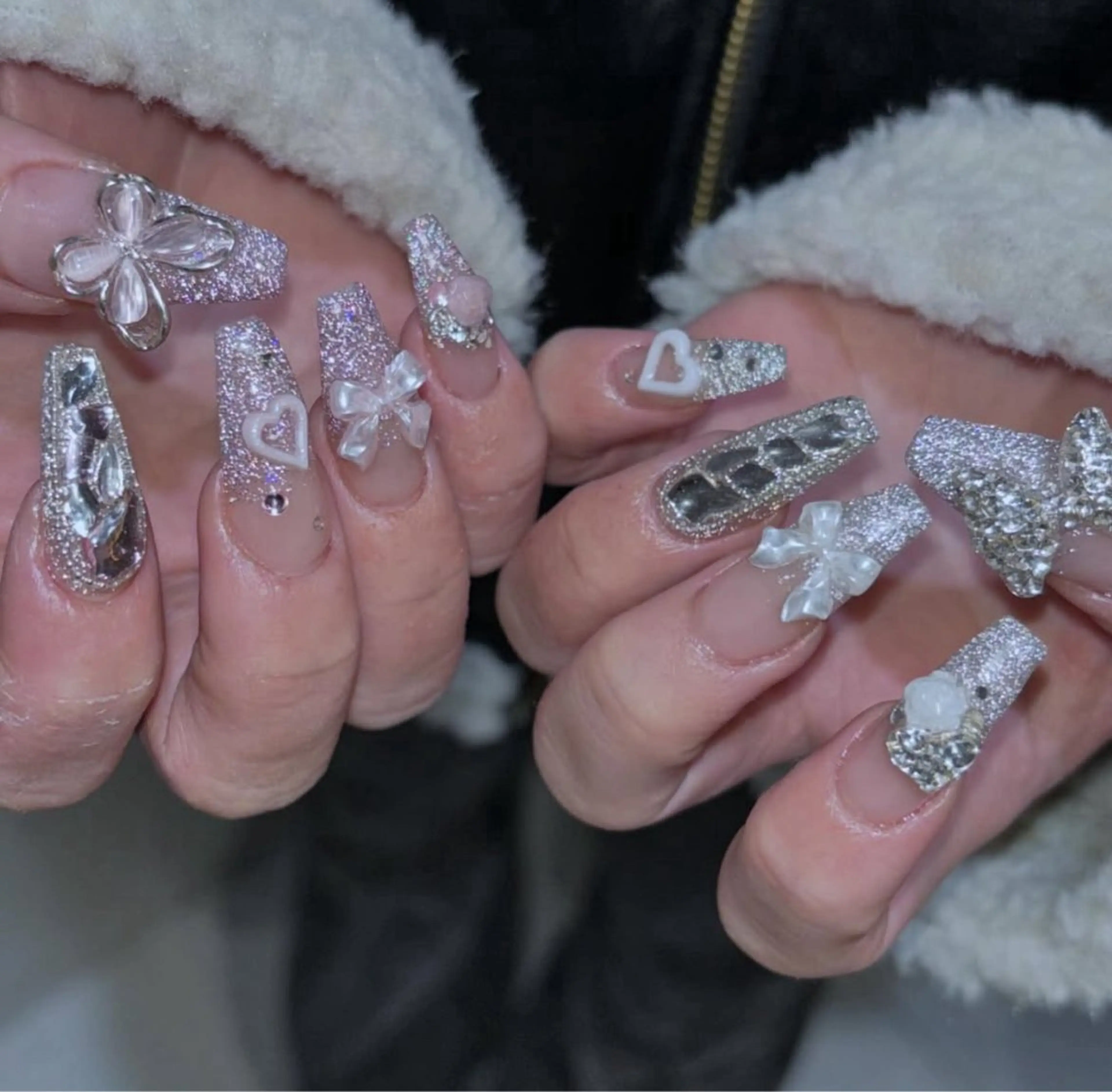 ネイル フラッシュネイル リボン ハンドネイル moca心斎橋所属・˚✧⁺⭐︎༚moca miyuu⁎⁺˳✧༚のネイルデザイン