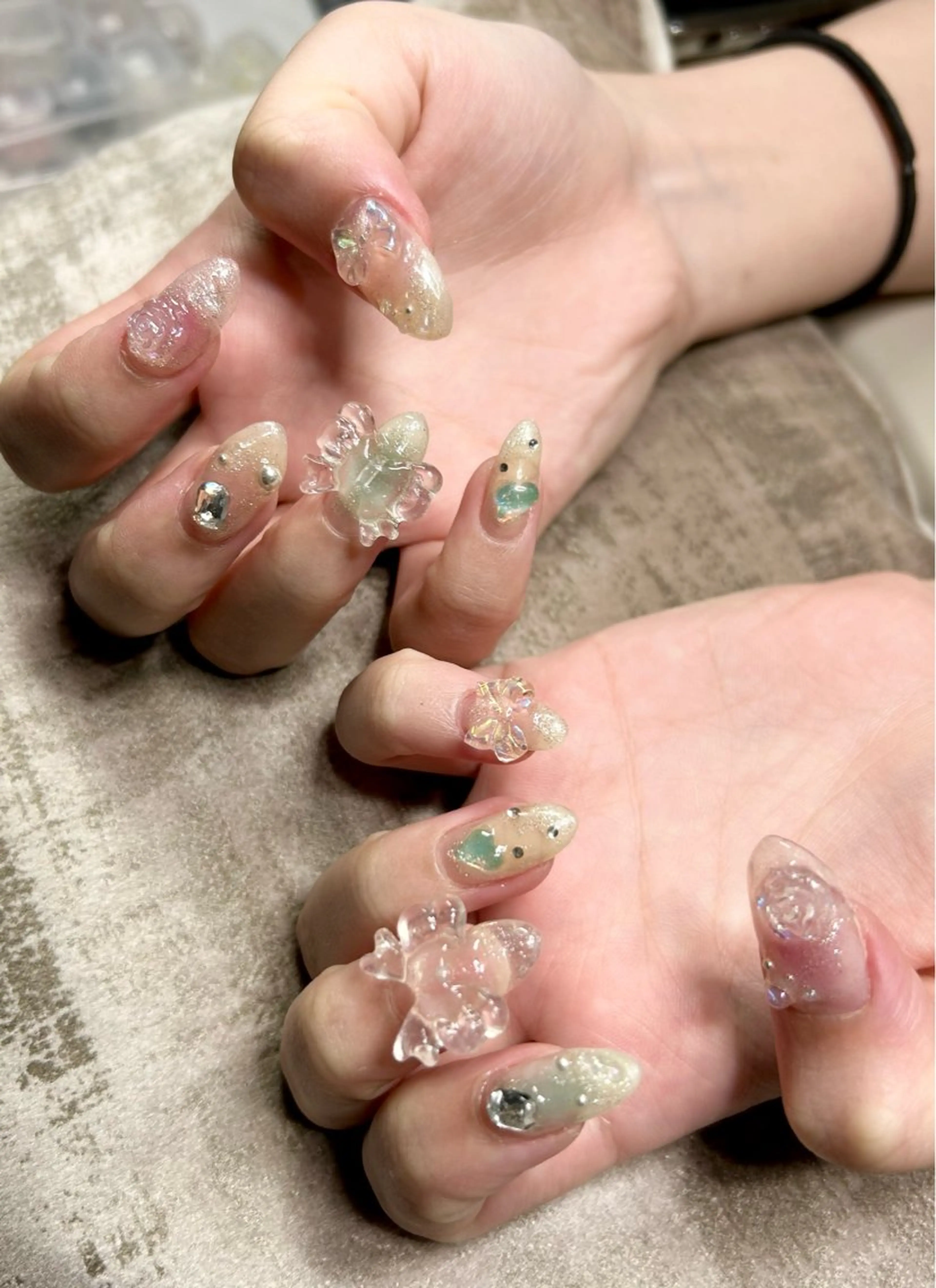 ネイル nailroom HARU.のネイルデザイン