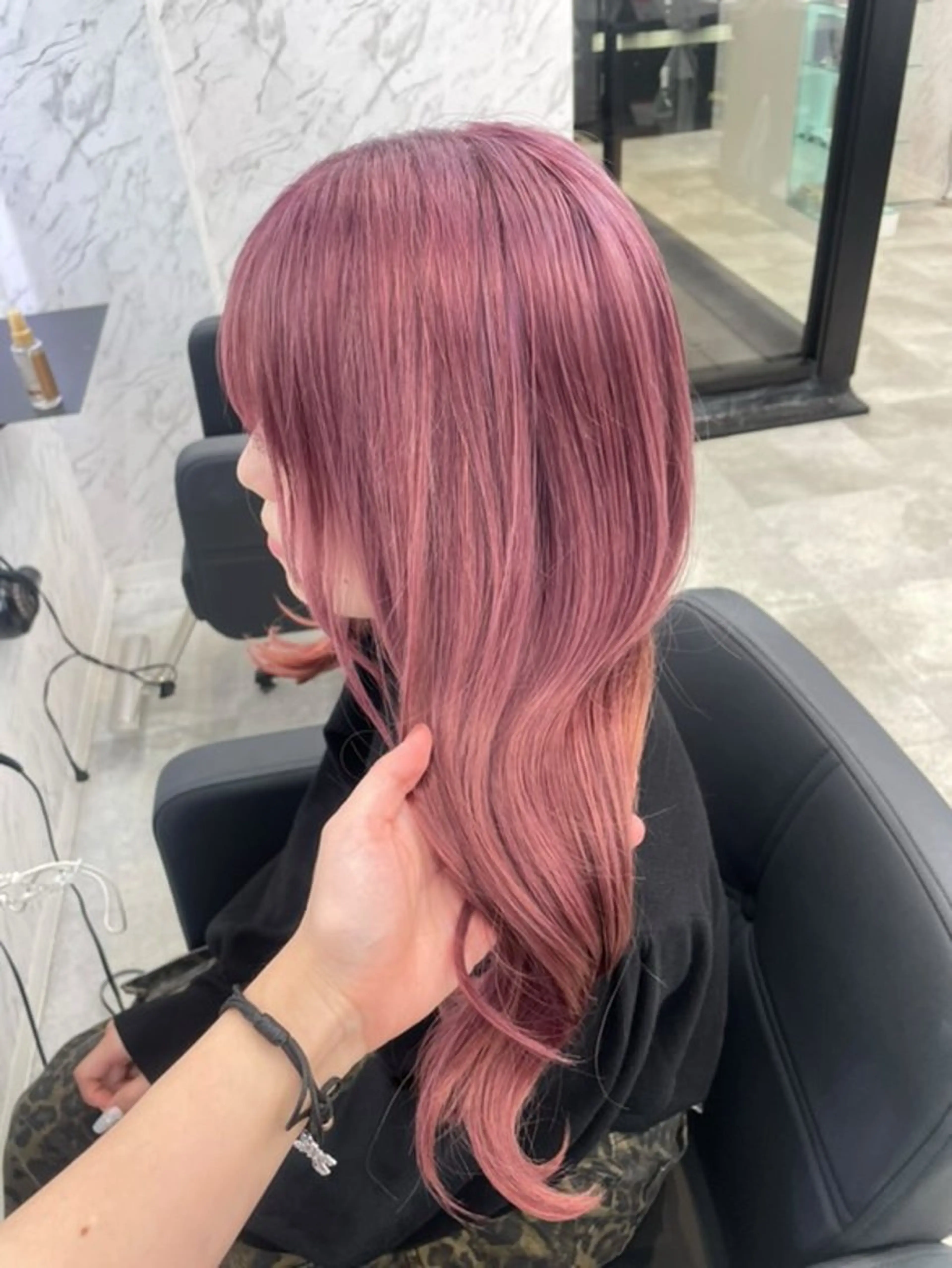 ロング カラー ベージュカラー ピンクカラー ピンクベージュ ヘアカラー hair salon dot. mooda 韓国風サロン 町田店所属・韓国風ヘア🎀🩶 /♡𝓝𝓸𝓪♡のヘアスタイル