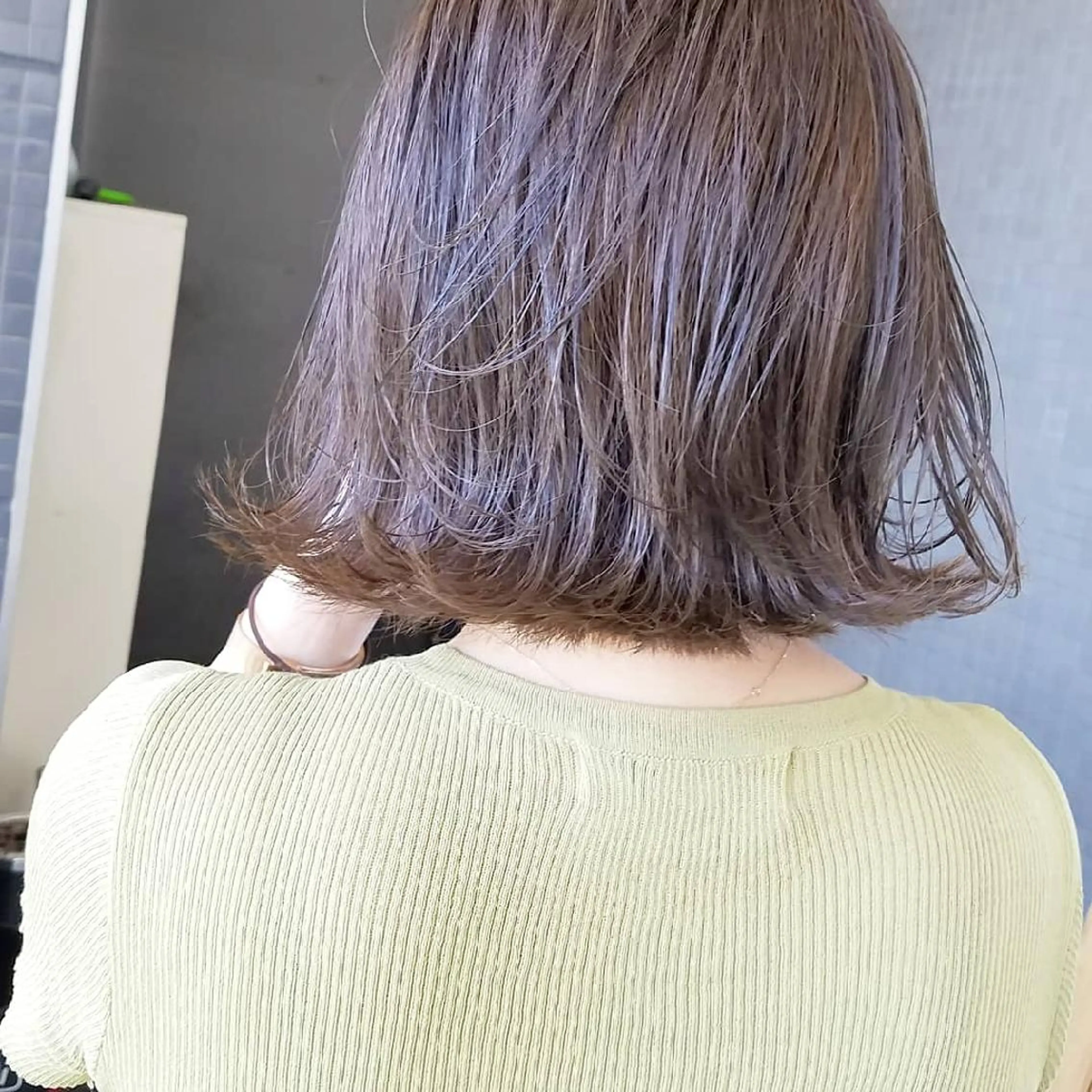 カラー ショート 透明感カラー iplus まつげ、眉毛、耳つぼのマツエク・マツパデザイン