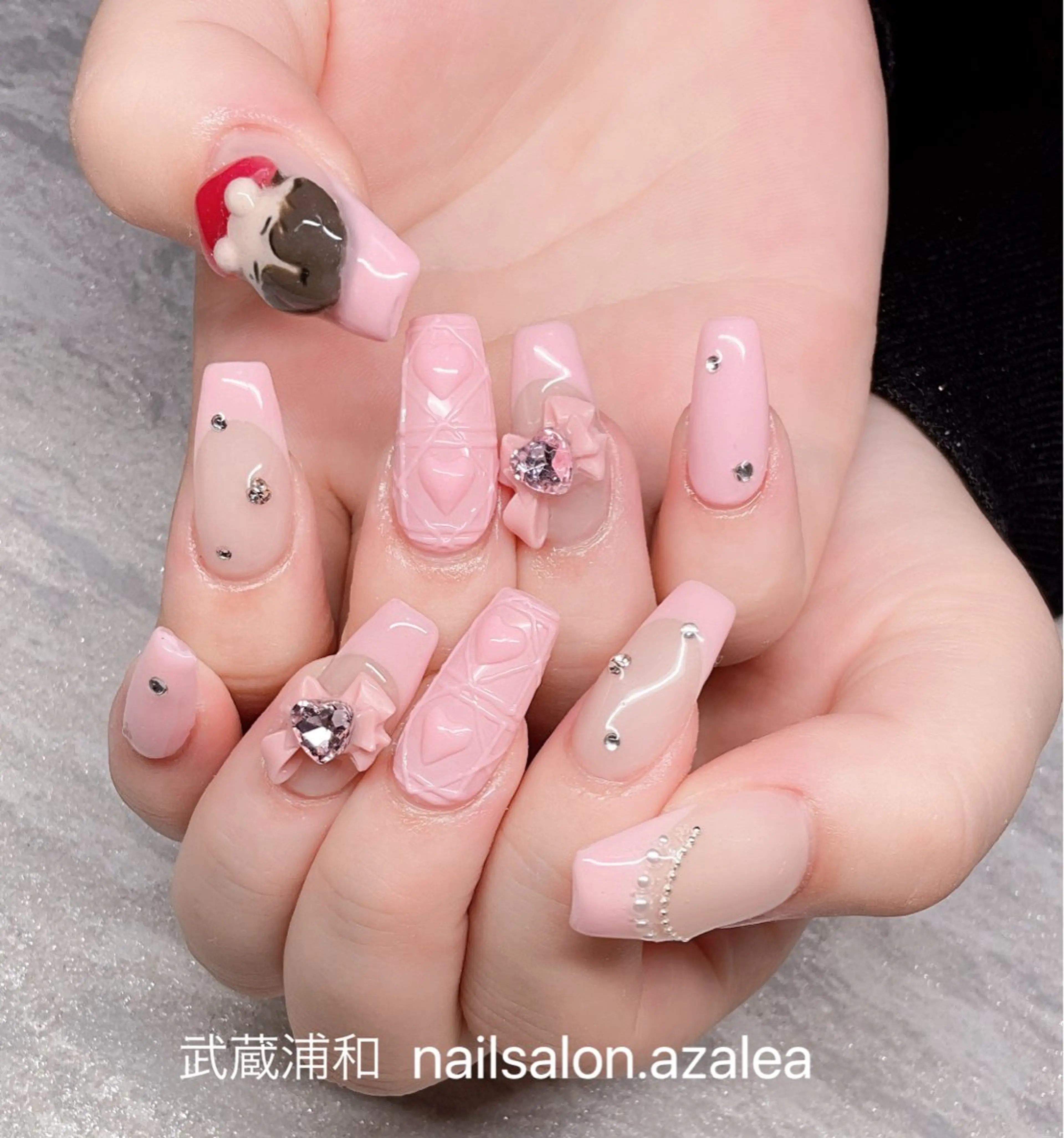 ネイル ハンドネイル R inのネイルデザイン