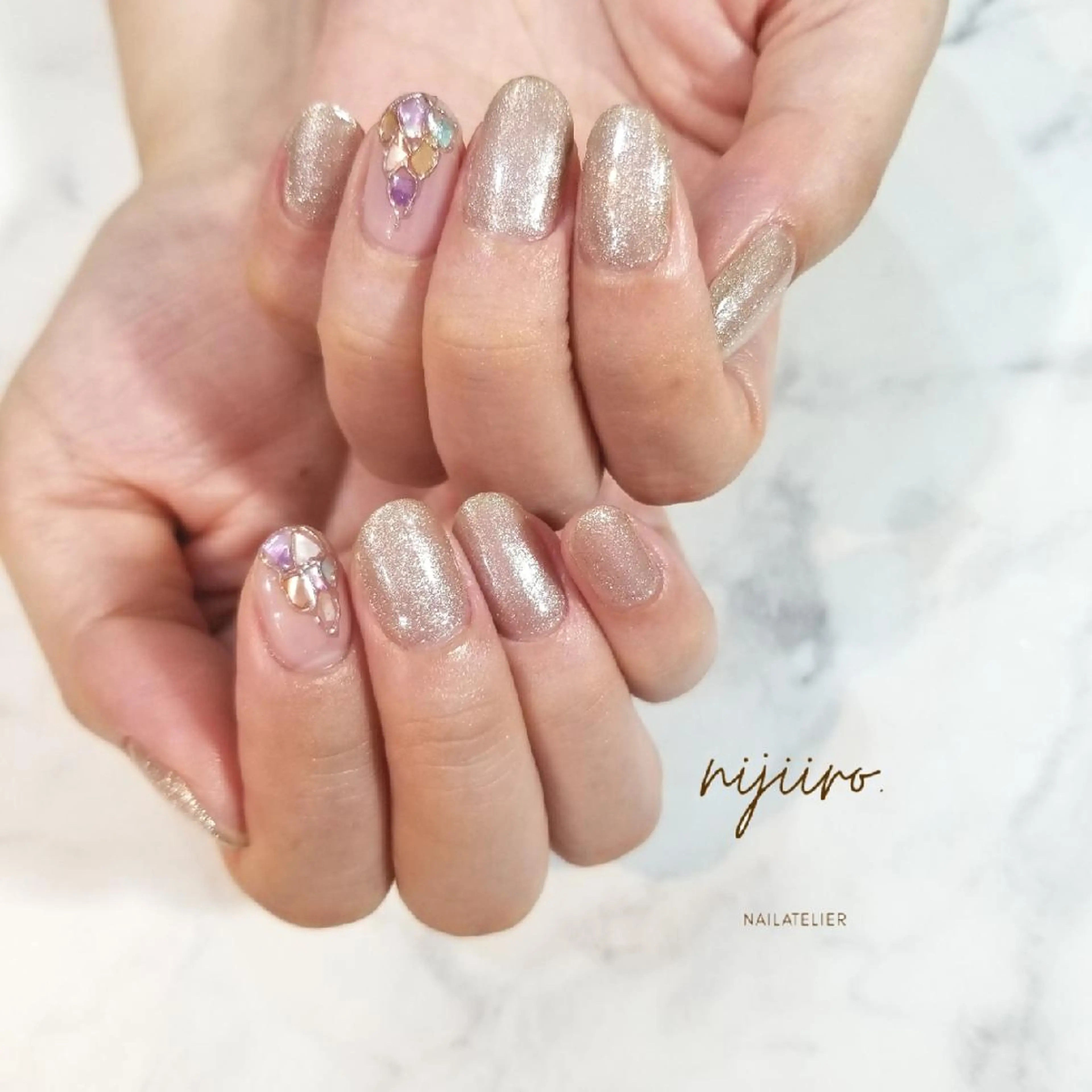 ネイル マグネットネイル ハンドネイル nailatelier nijiiro.所属・nijiiro🌈 サトウのネイルデザイン