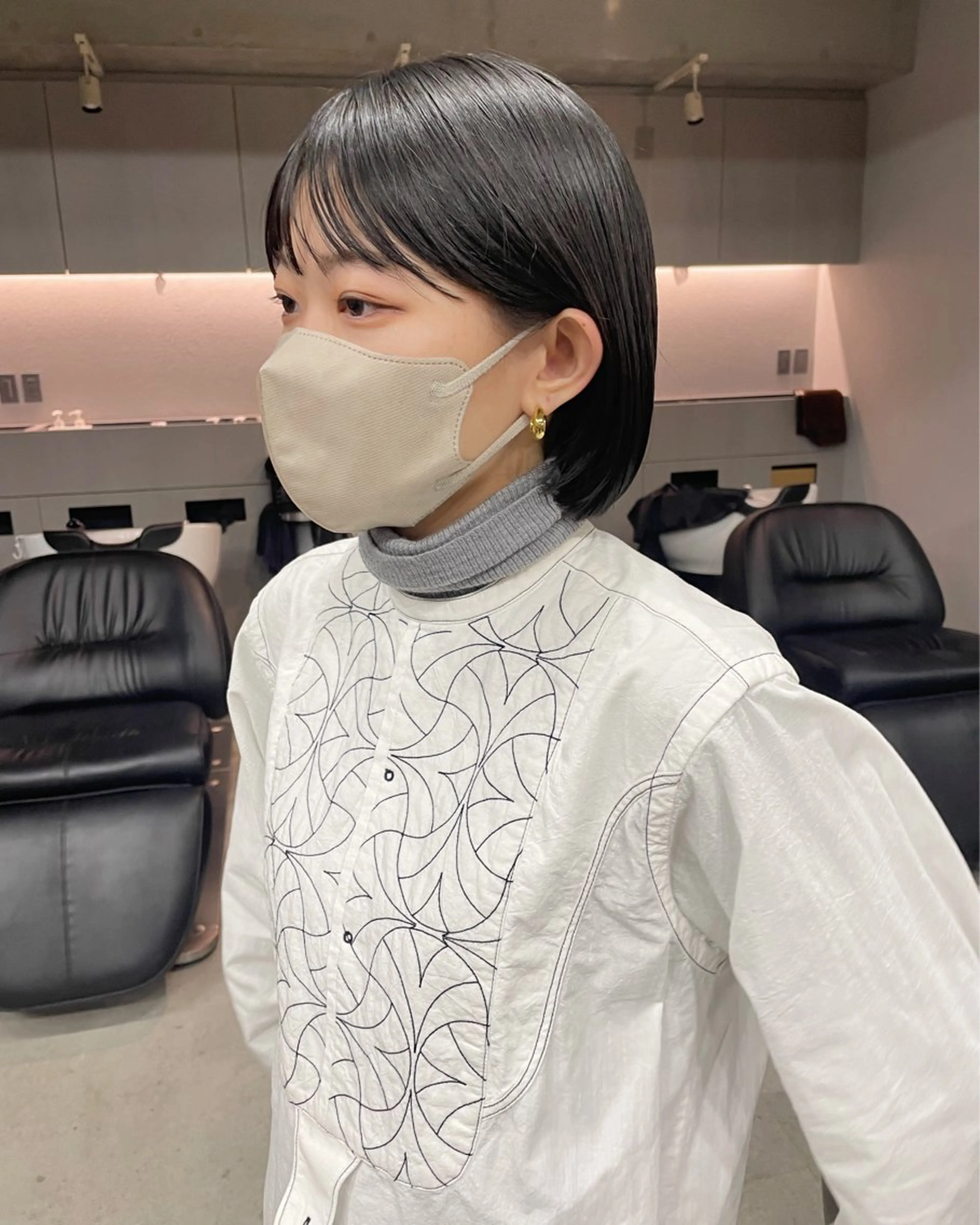 ミディアム カラー カット ヘアカラー トリートメント 表参道/髪質改善・ 透明感 colorのヘアスタイル