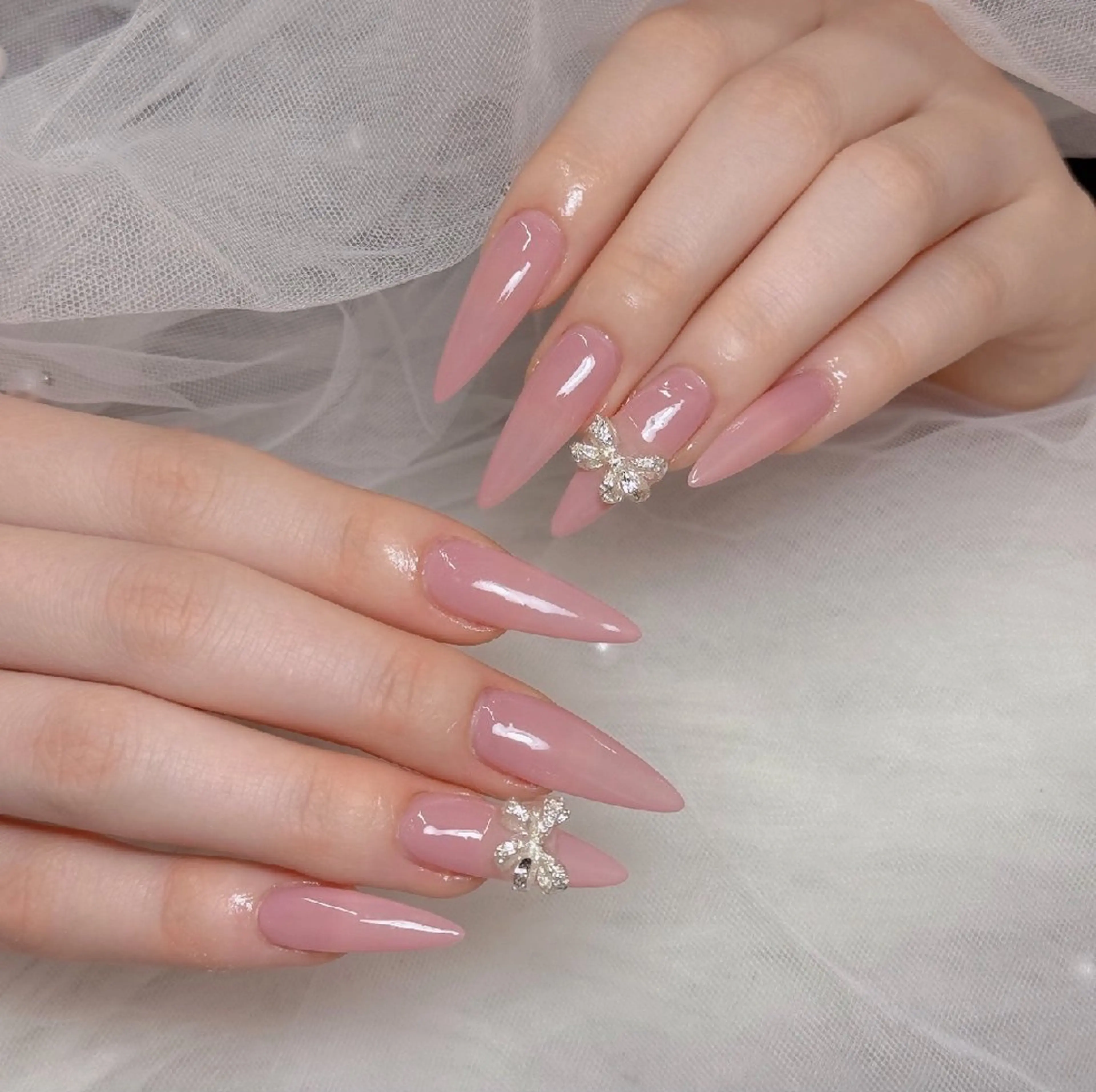 ☆人気デザイン☆長さだしワンカラーorラメグラ＋パーツ2こ♪の写真