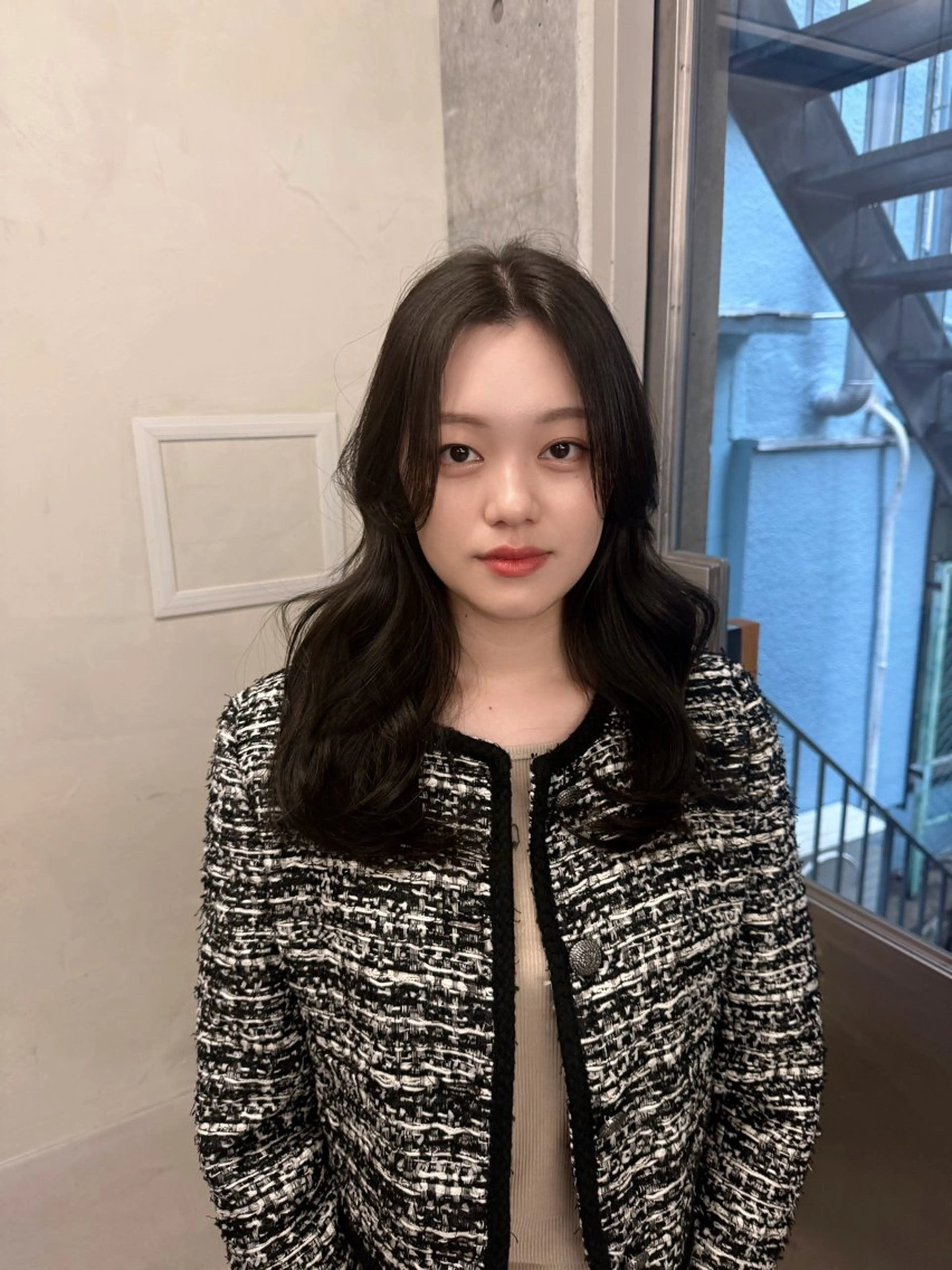 ロング カラー ロングレイヤー アッシュ ベージュカラー ブリーチ 透明感カラー カット ヘアカラー トリートメント 誰より丁寧なカット/ 小林輝/レイヤーのヘアスタイル