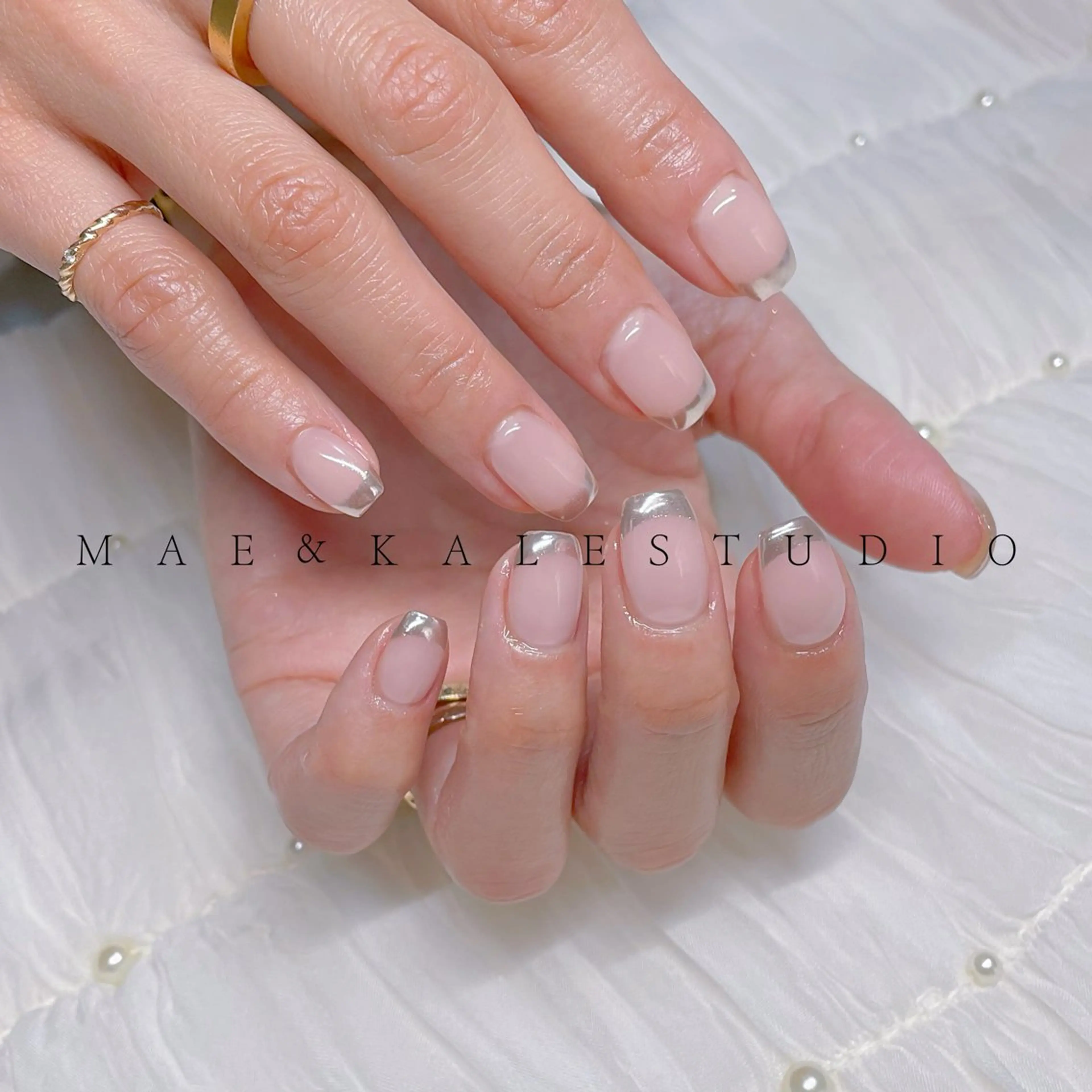 ネイル フレンチネイル ミラーネイル MAE&KALE STUDIOのマツエク・マツパデザイン