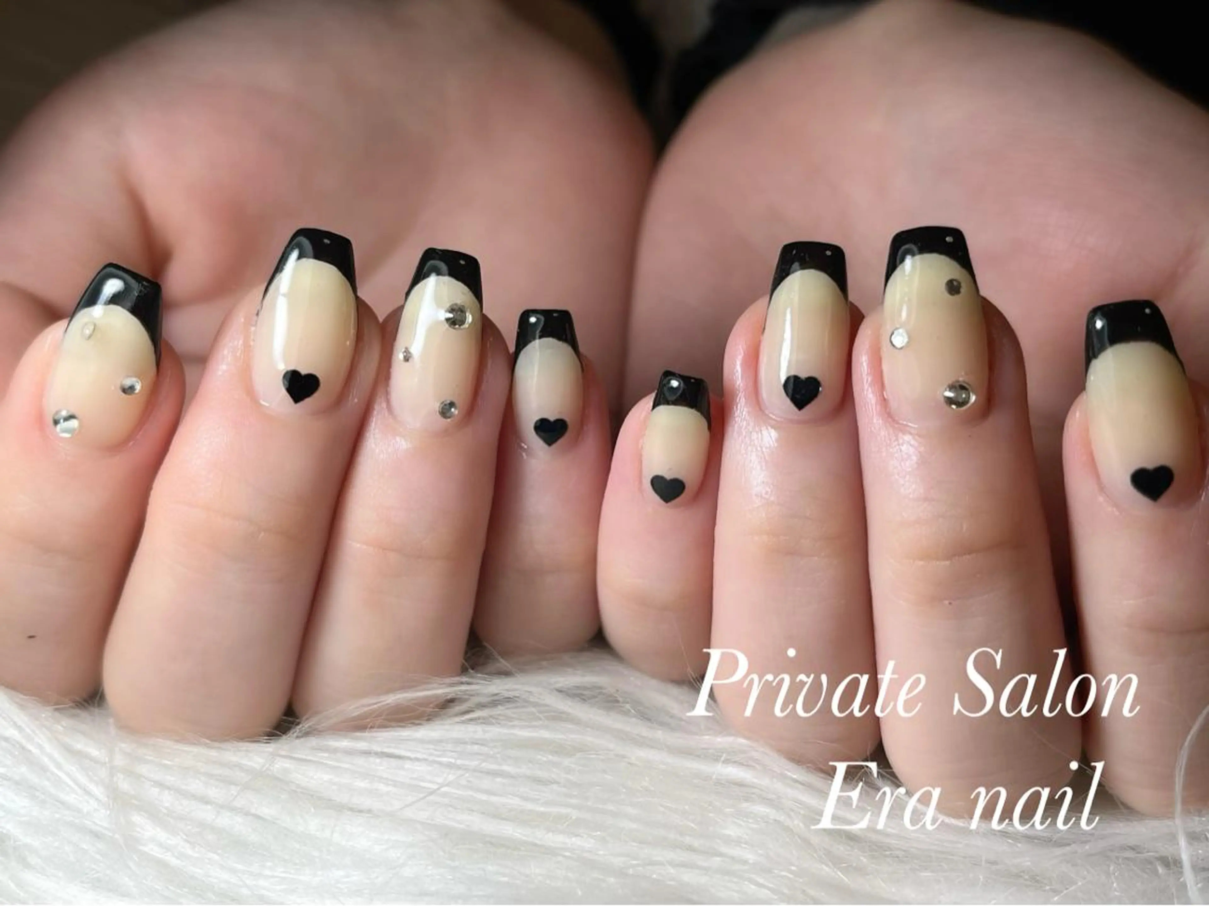 ネイル フレンチネイル ホログラムネイル Era nailのネイルデザイン