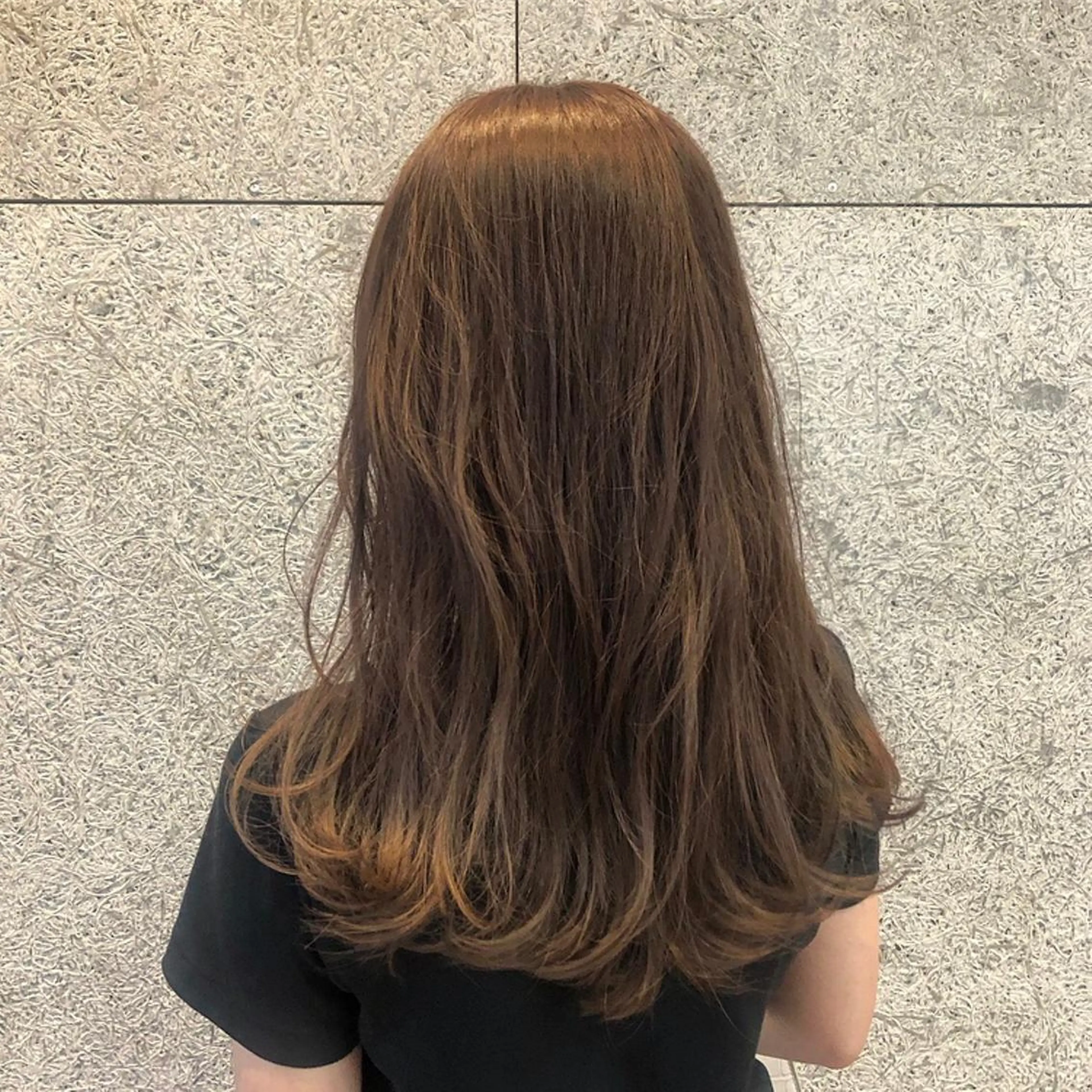 ロング カラー カトウ ユウカのヘアスタイル