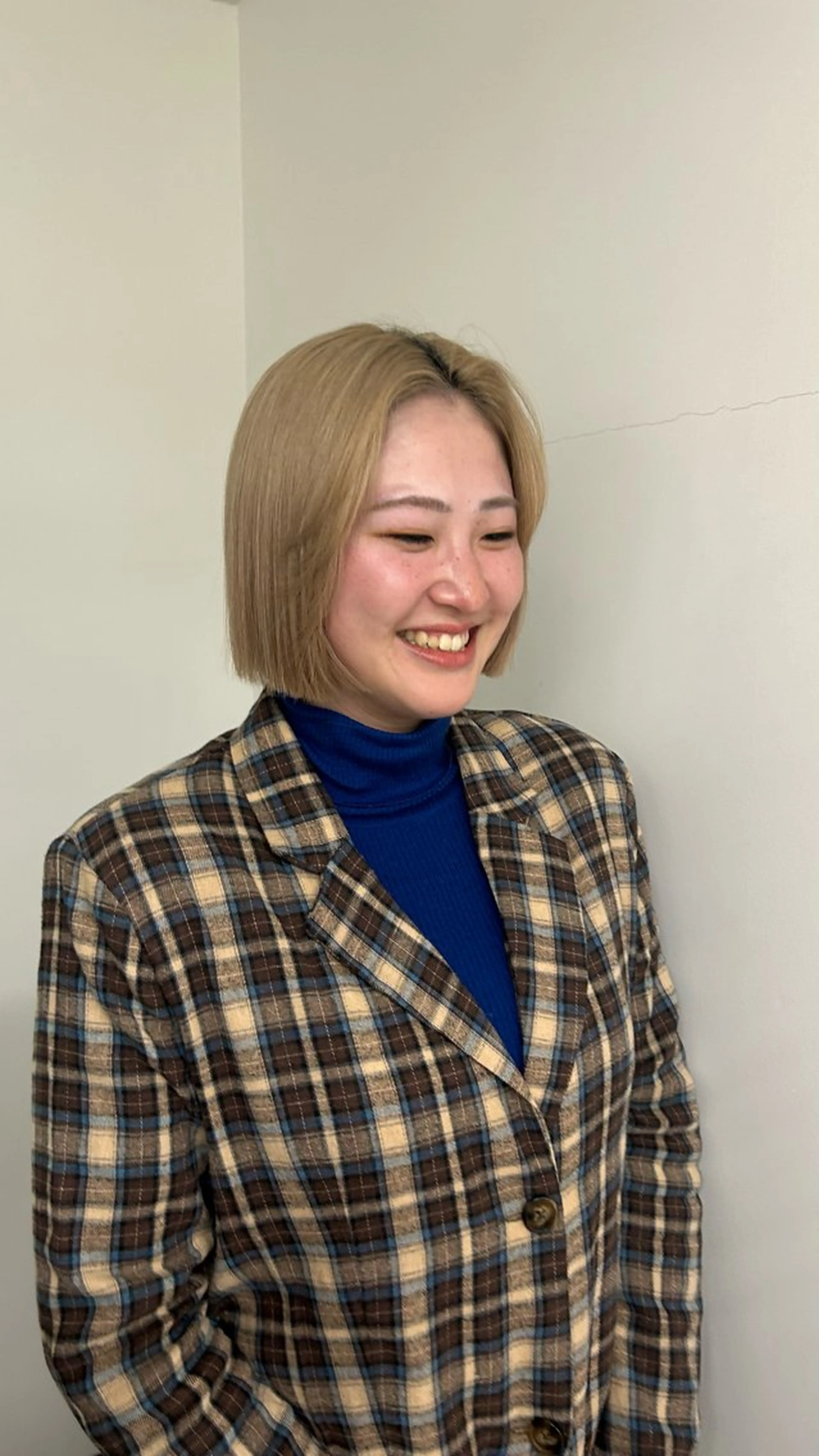 ショート カラー 名古屋栄/ブリーチ/ ボブ🧃木下桃嘉のヘアスタイル