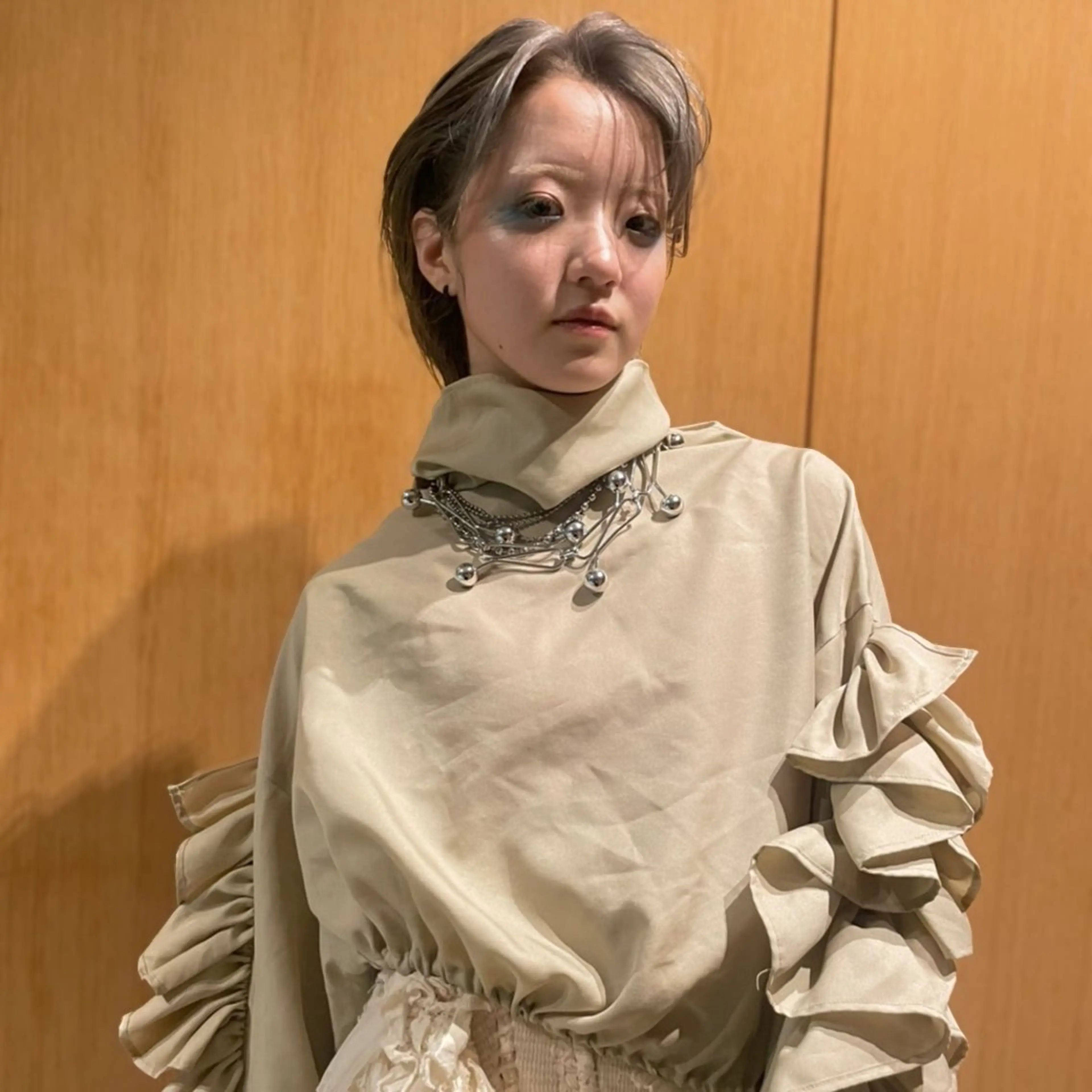 ショート レイヤーカット ヘアカラー かえで🫧 カットモデル募集中のヘアスタイル