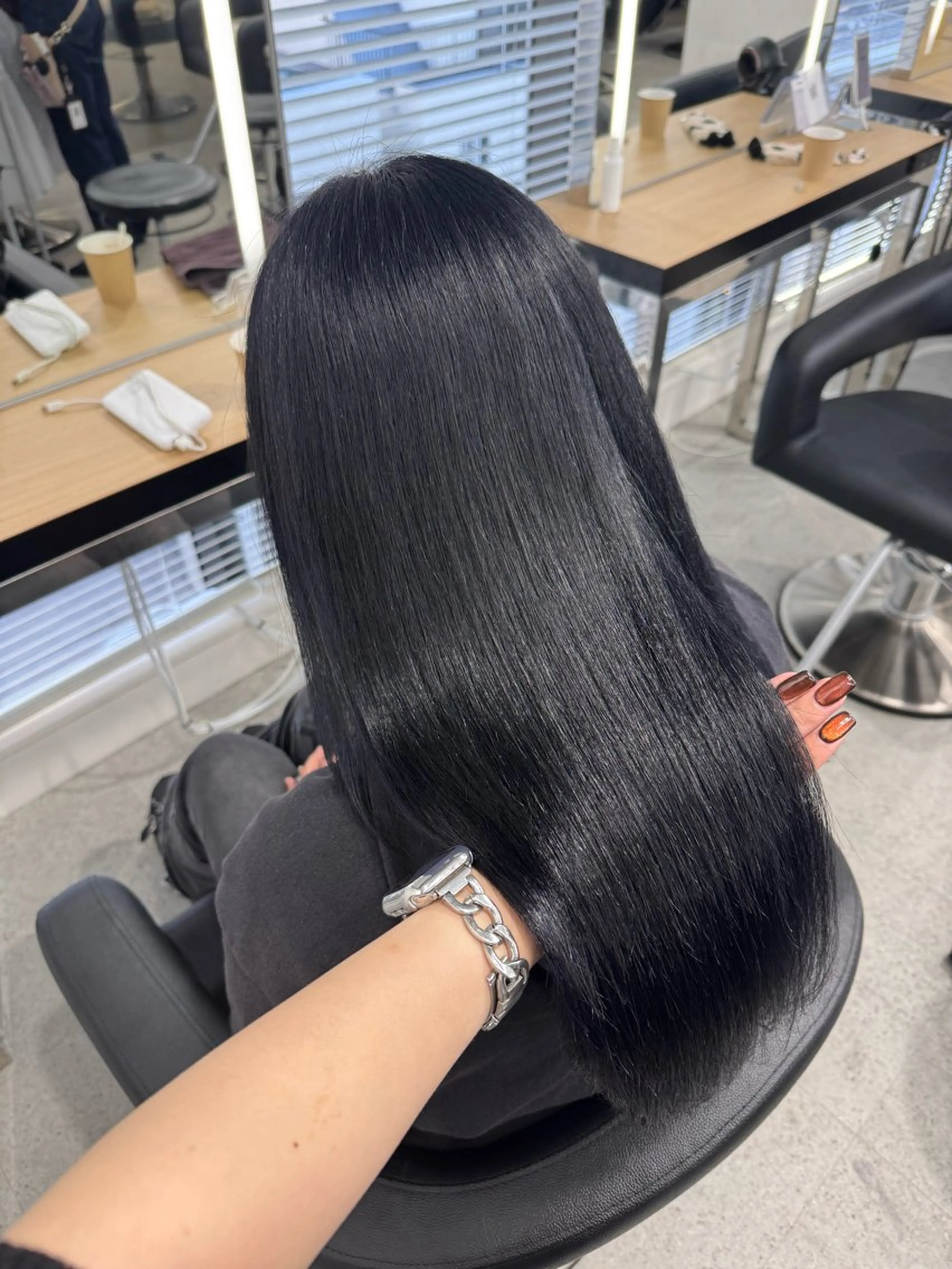 ロング カラー ヘアカラー 暗髪🩶ラベンダー/ ブルー/ユウナ🤍のヘアスタイル