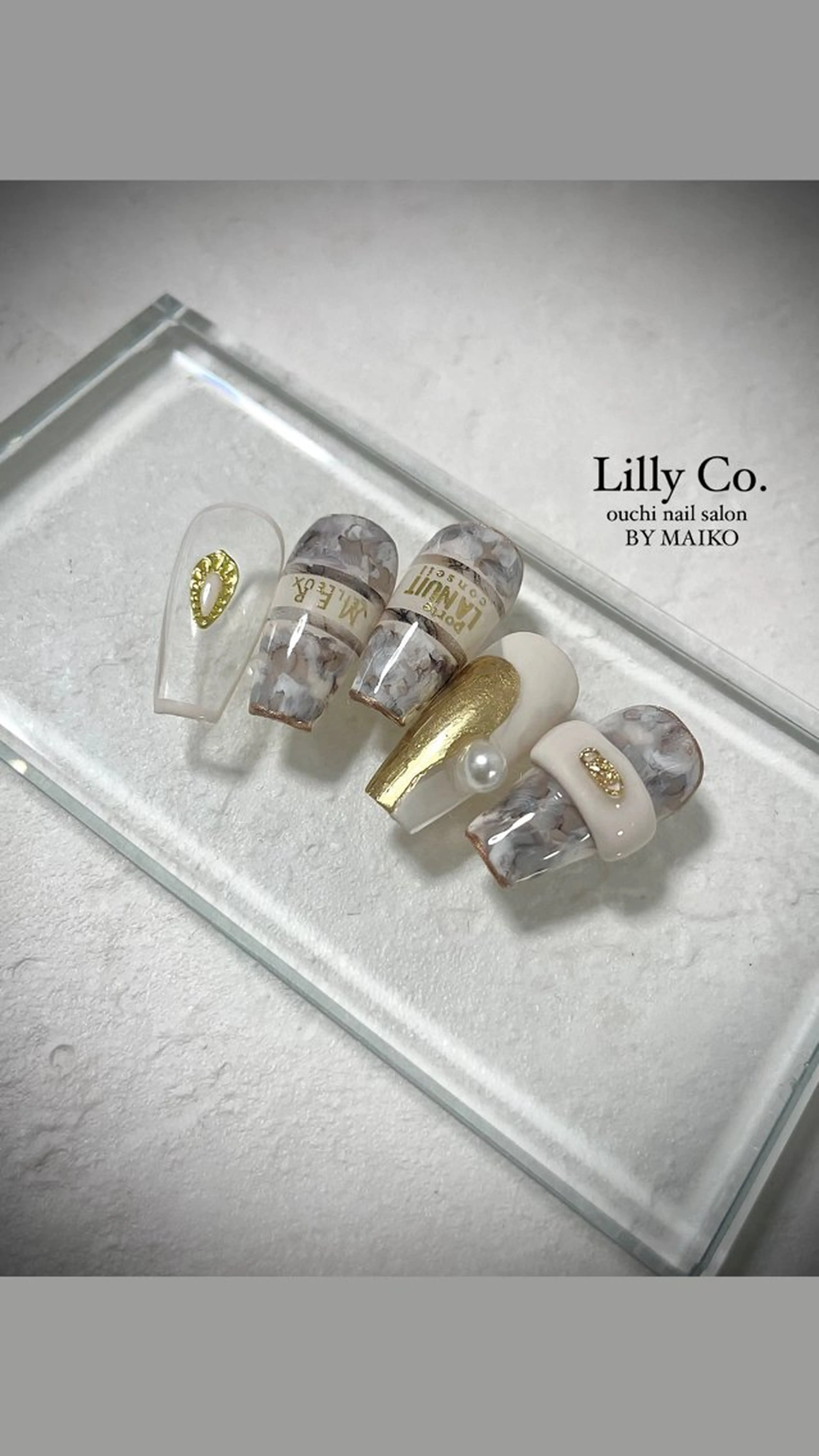 ネイル アートネイル ニュアンスネイル ハンドネイル ハンドケア Lilly Co.のネイルデザイン