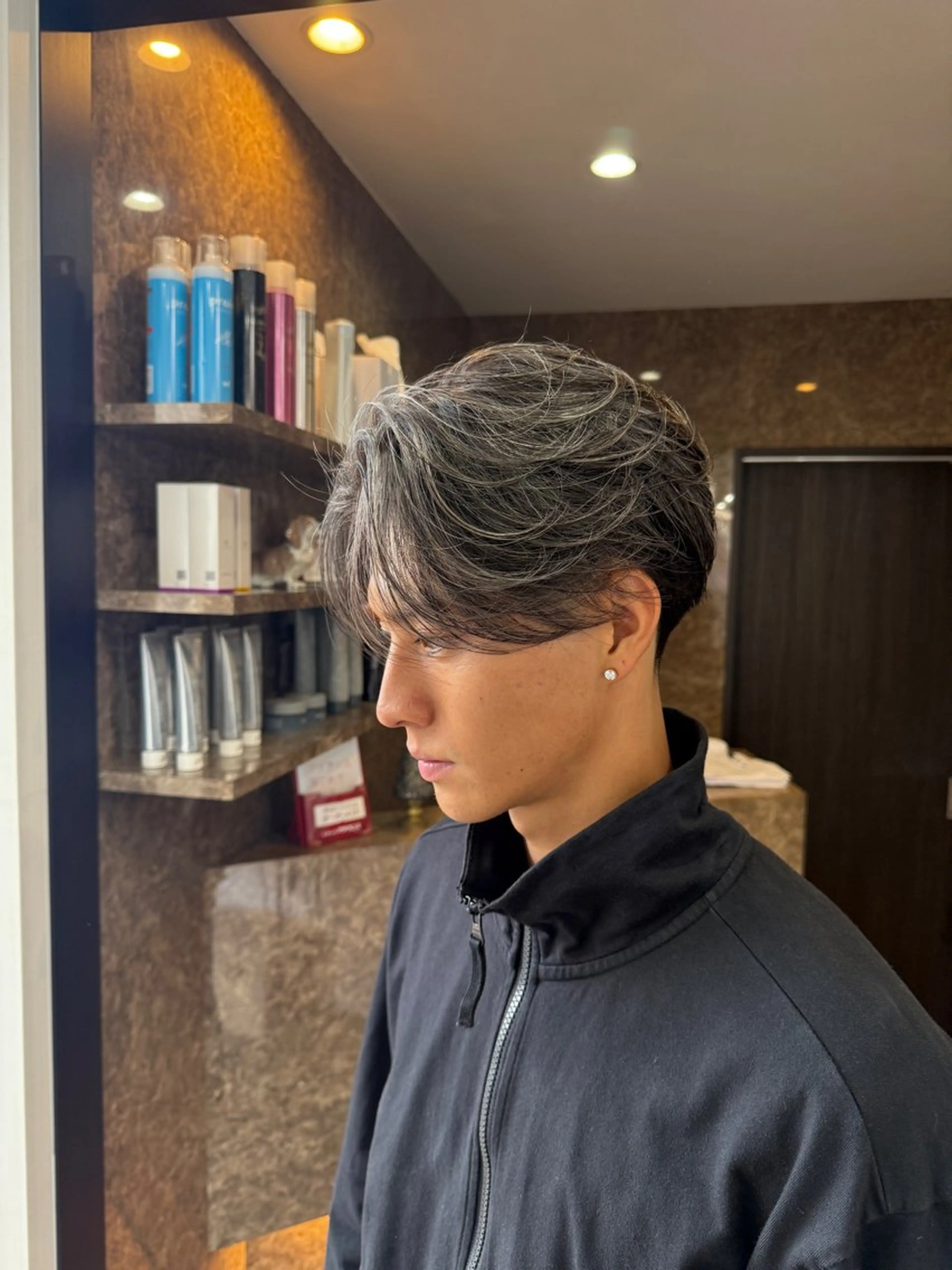 カラー パーマ メンズ フェザーパーマ メンズパーマ カット パーマ 和歌山ランキング1位 井開のヘアスタイル