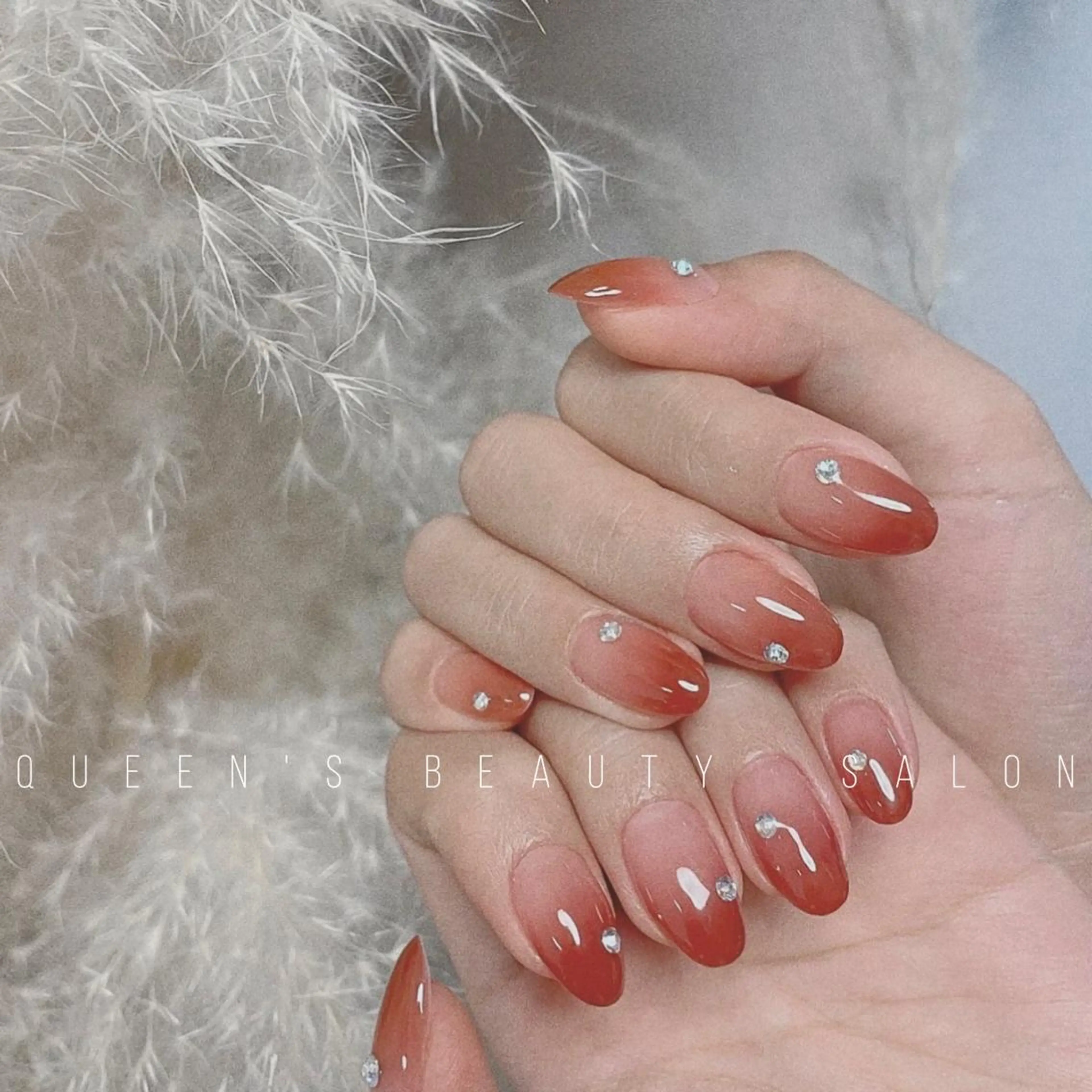 カラー ハンドネイル Queen’s 歌舞伎町店のネイルデザイン