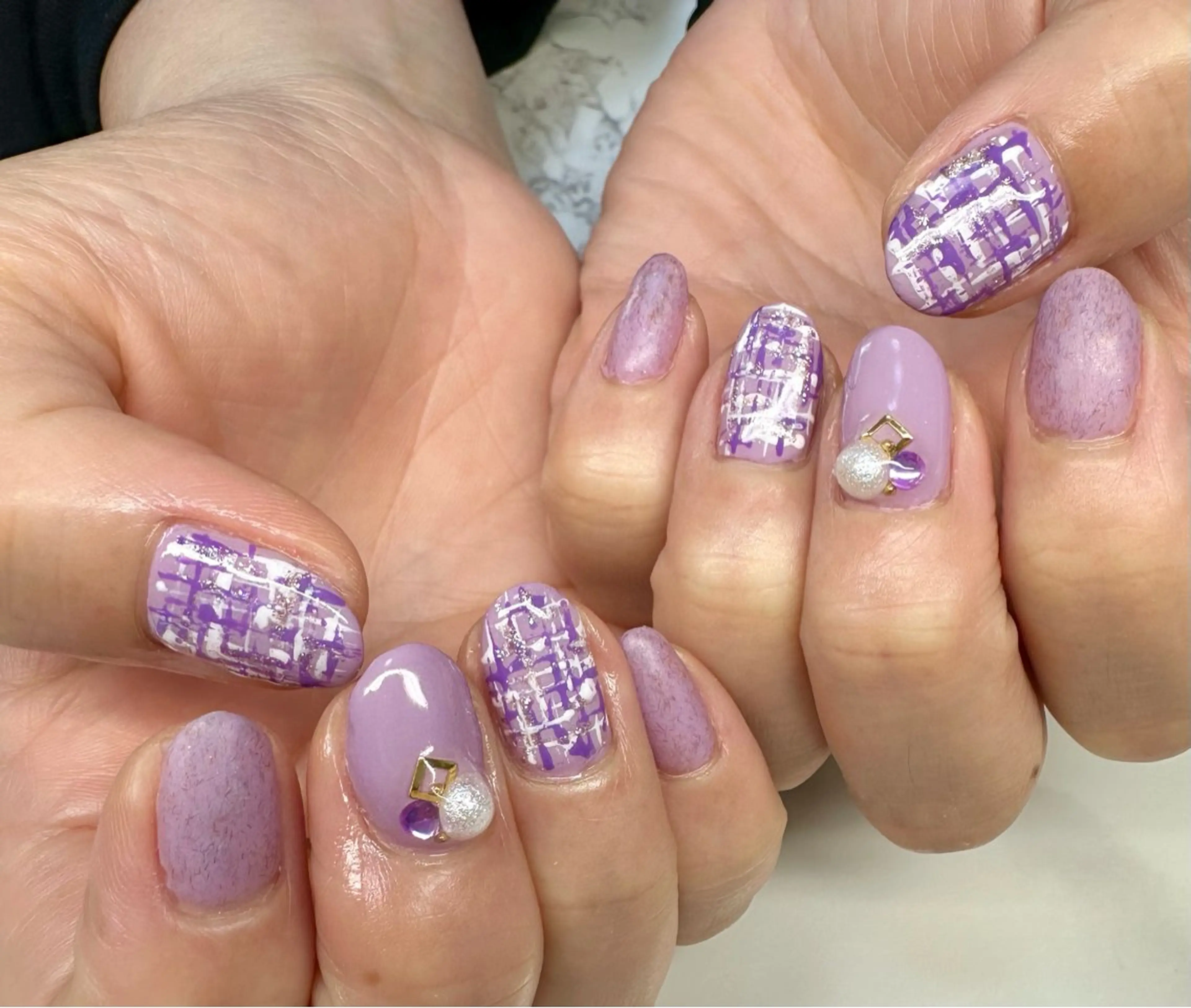 ネイル アニマル柄 チークネイル フレンチネイル キラキラネイル マグネットネイル M.N_ nailのネイルデザイン