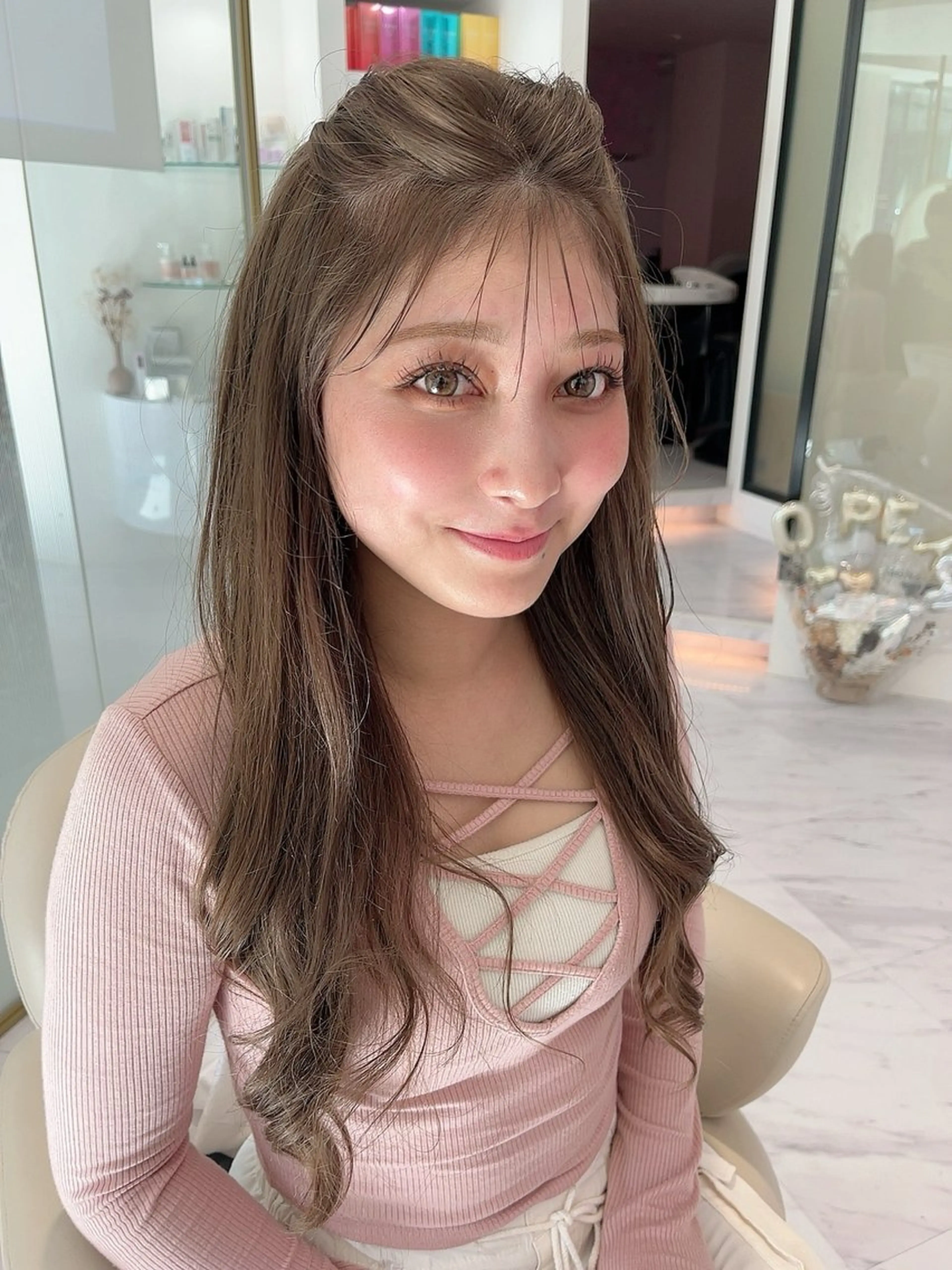 ロング カラー ヘアアレンジ 🎀MONA あまね🎀のヘアスタイル