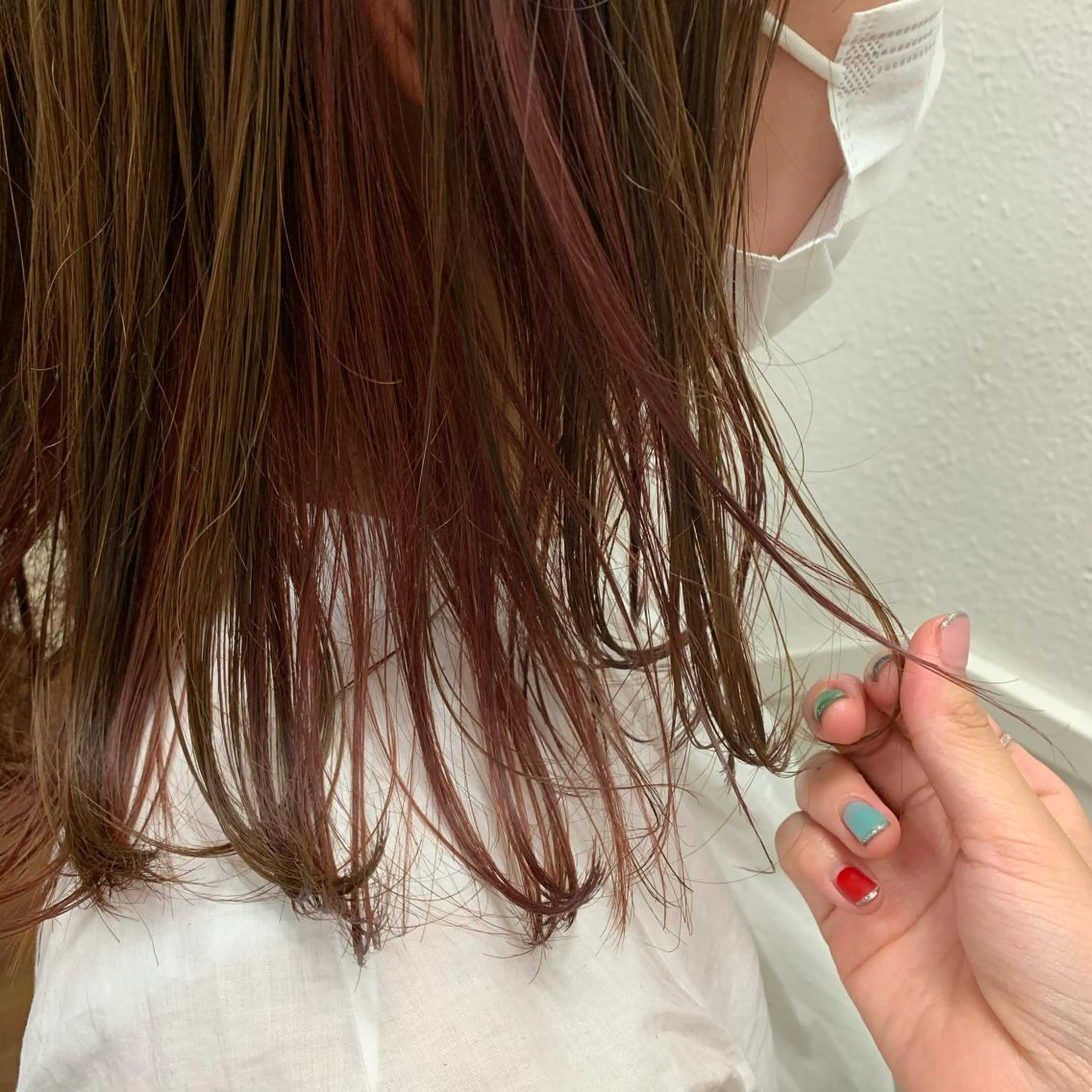 ショート カラー ヘアアレンジ サナ🌱 切りっぱなしボブのヘアスタイル