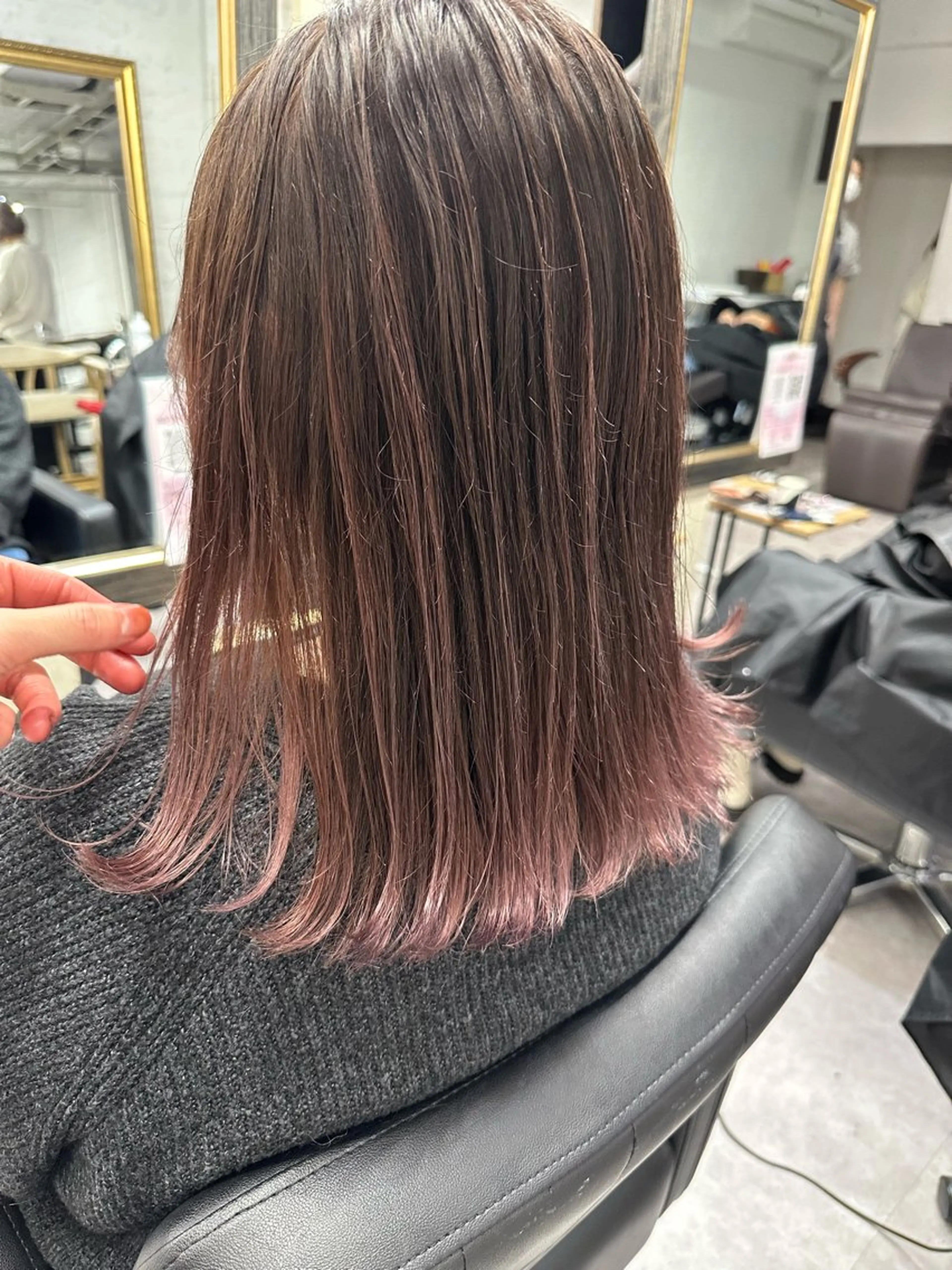 セミロング カラー ヘアアレンジ ヘアカラー トリートメント 久米 治仁のヘアスタイル