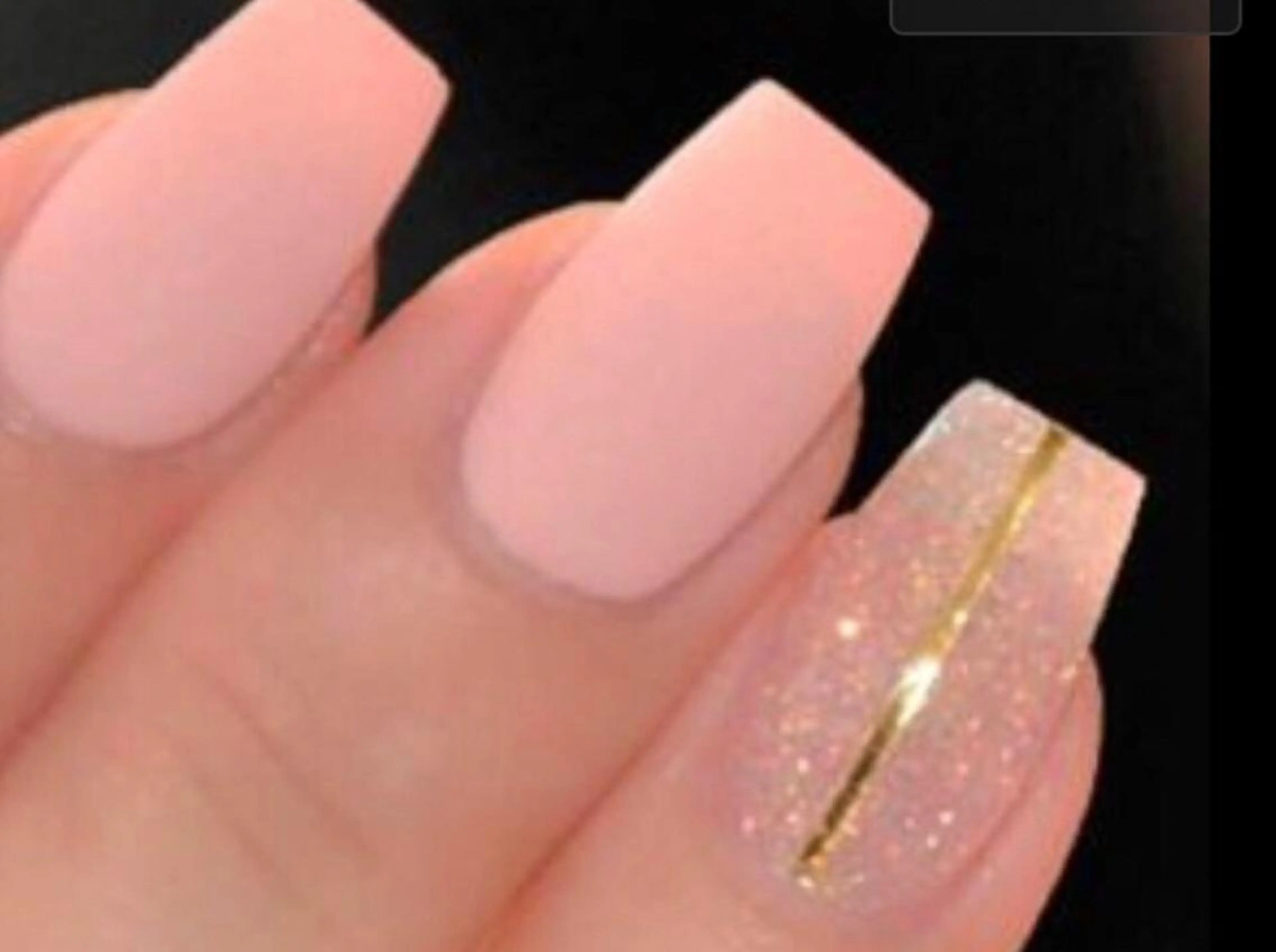 ネイル ハンドネイル ゲン レイカのネイルデザイン