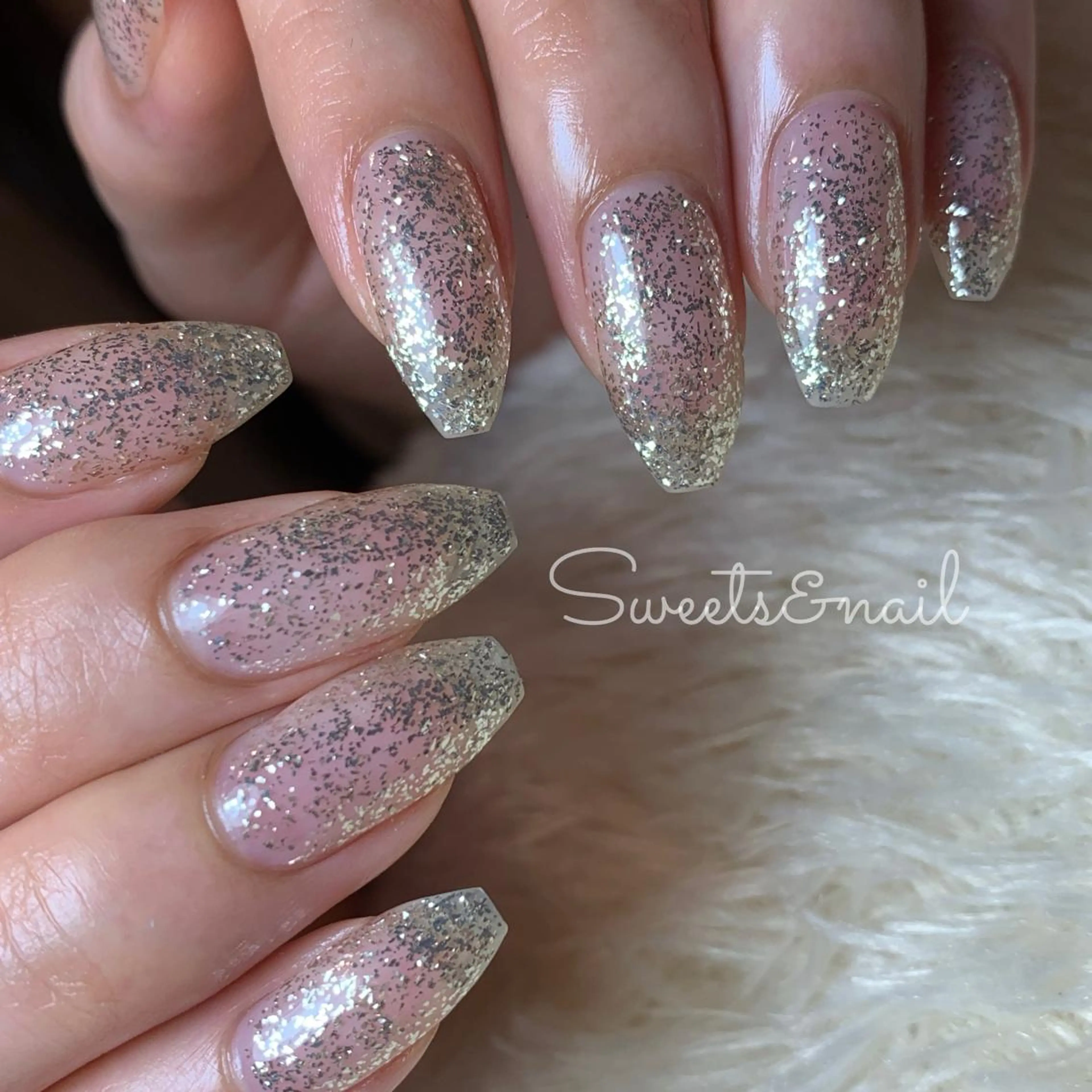 ネイル キラキラネイル Sweets& nail みなこのネイルデザイン