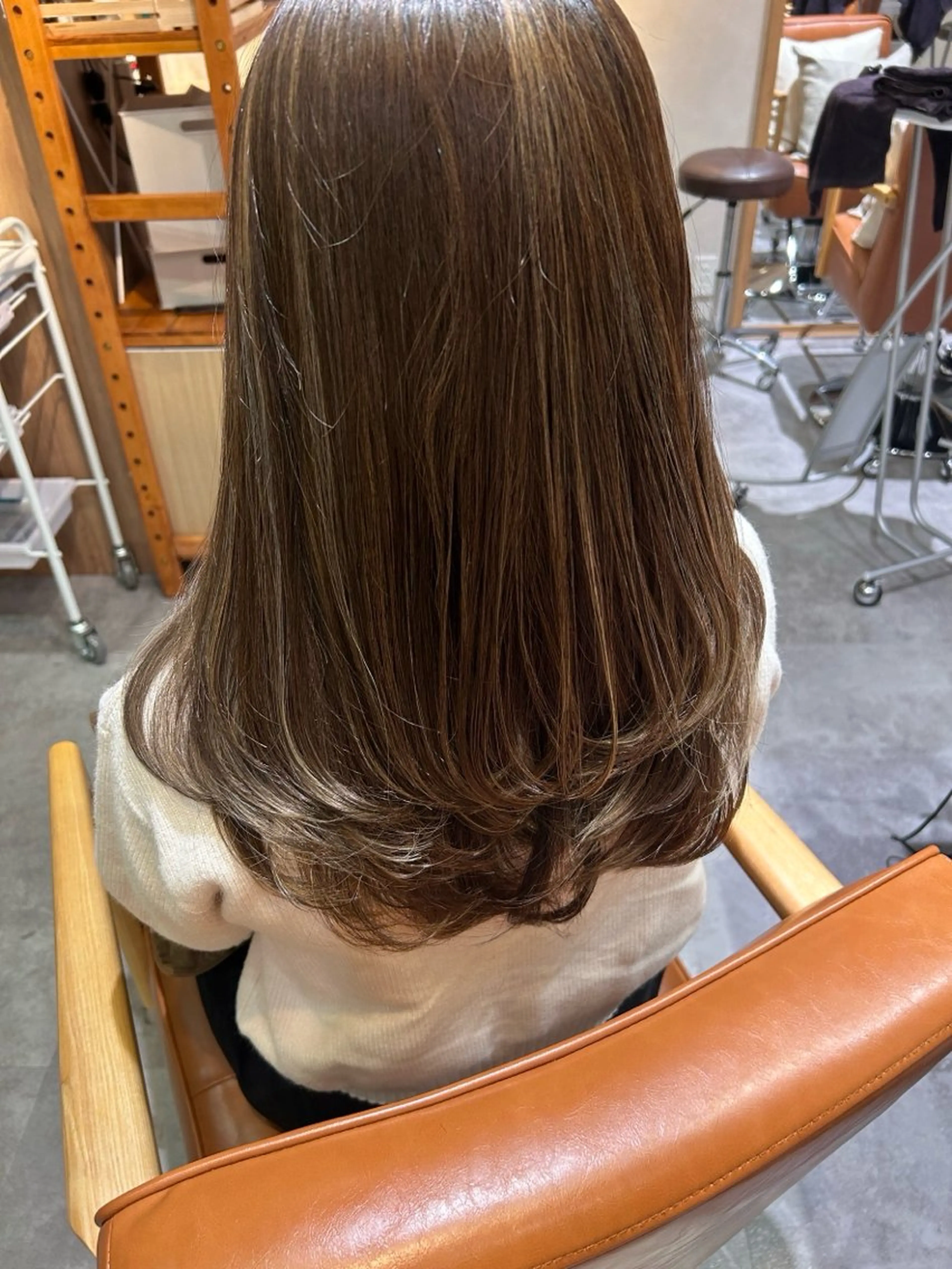 ロング カラー ベージュカラー 透明感カラー レイヤーカット カット ヘアカラー 🩵近藤 莉子🩵のヘアスタイル