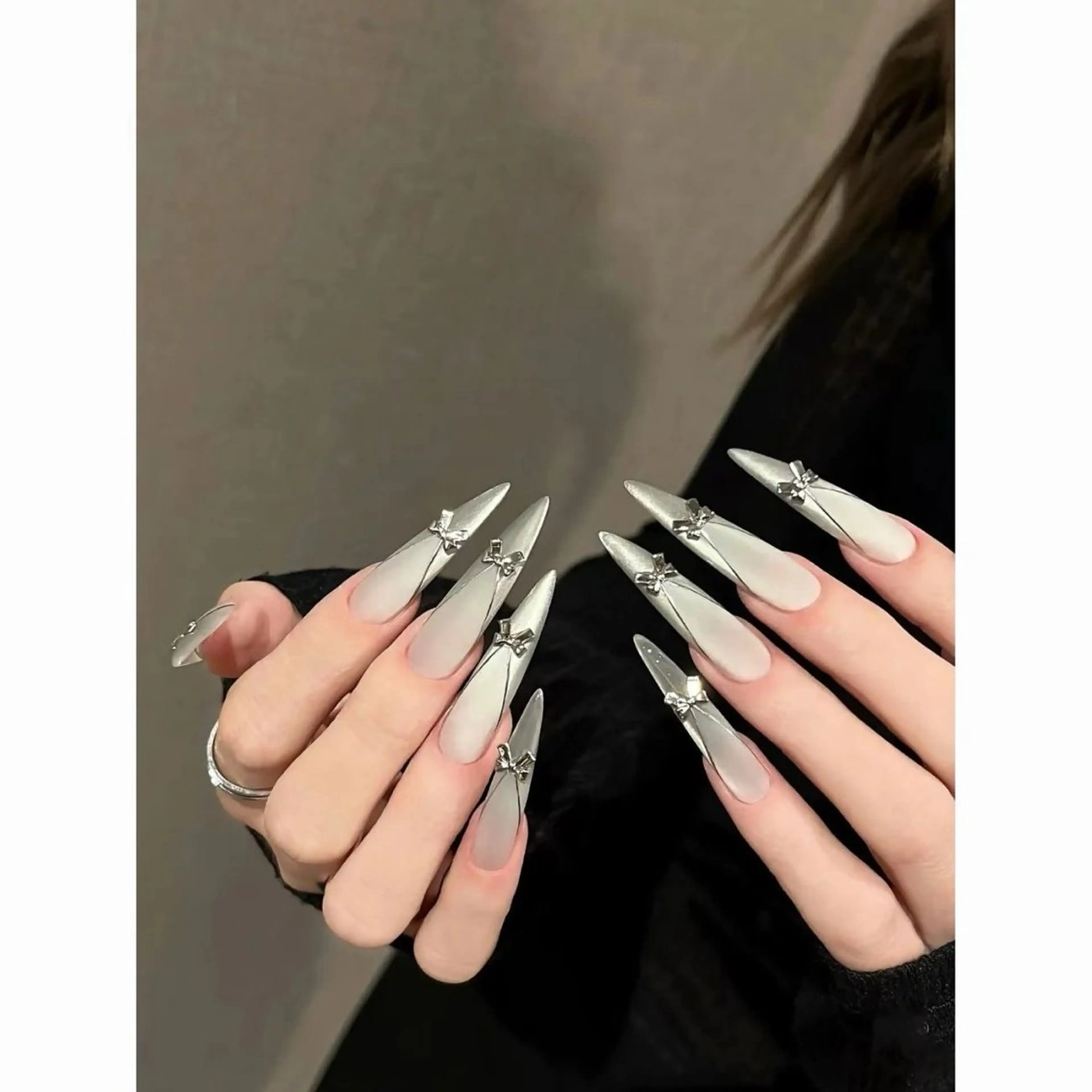 ネイル Eveネイル チップスカルプ専門店のネイルデザイン