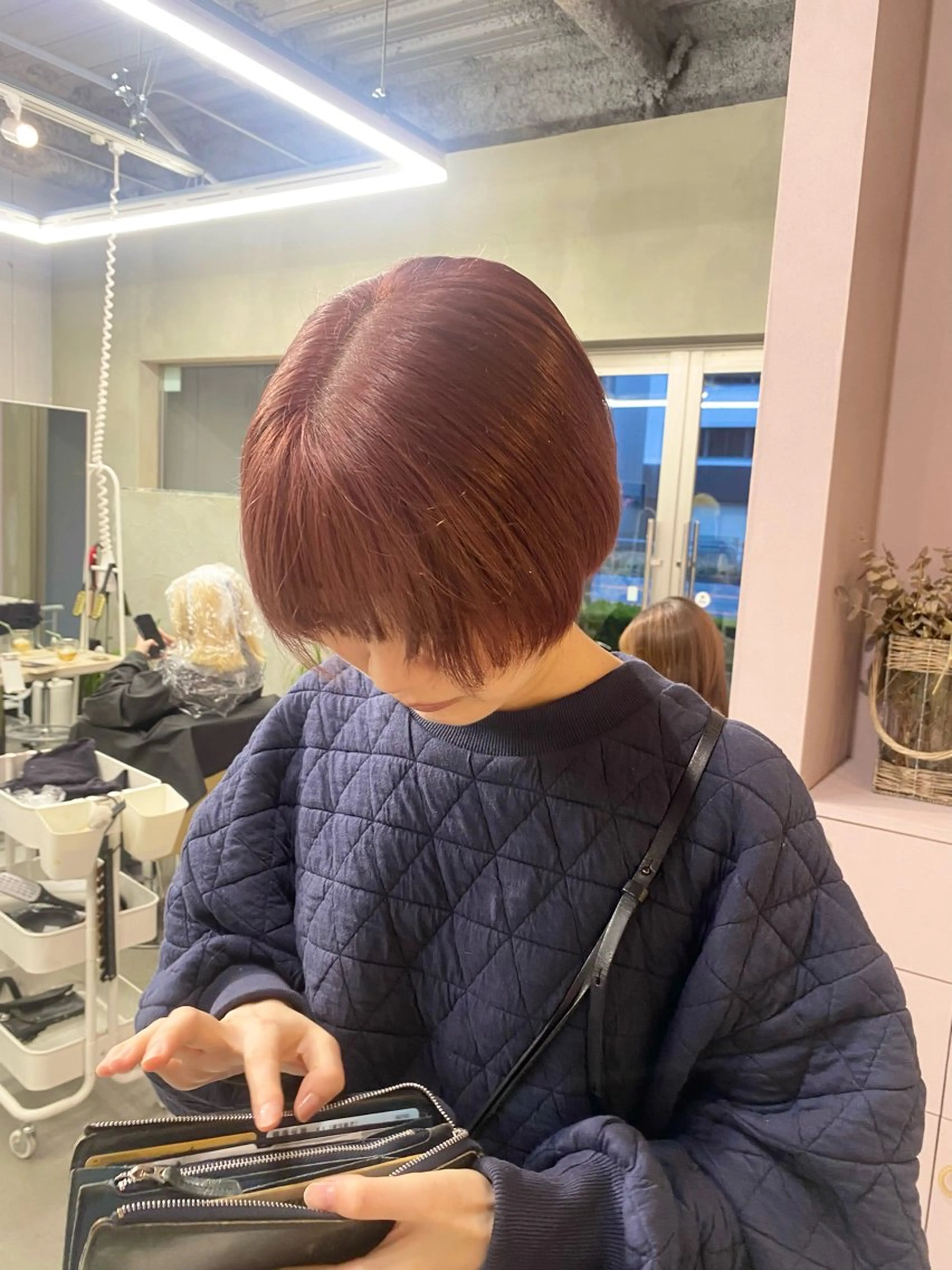 ショート カラー ヘアカラー qulim所属・前橋 姫奈のヘアスタイル