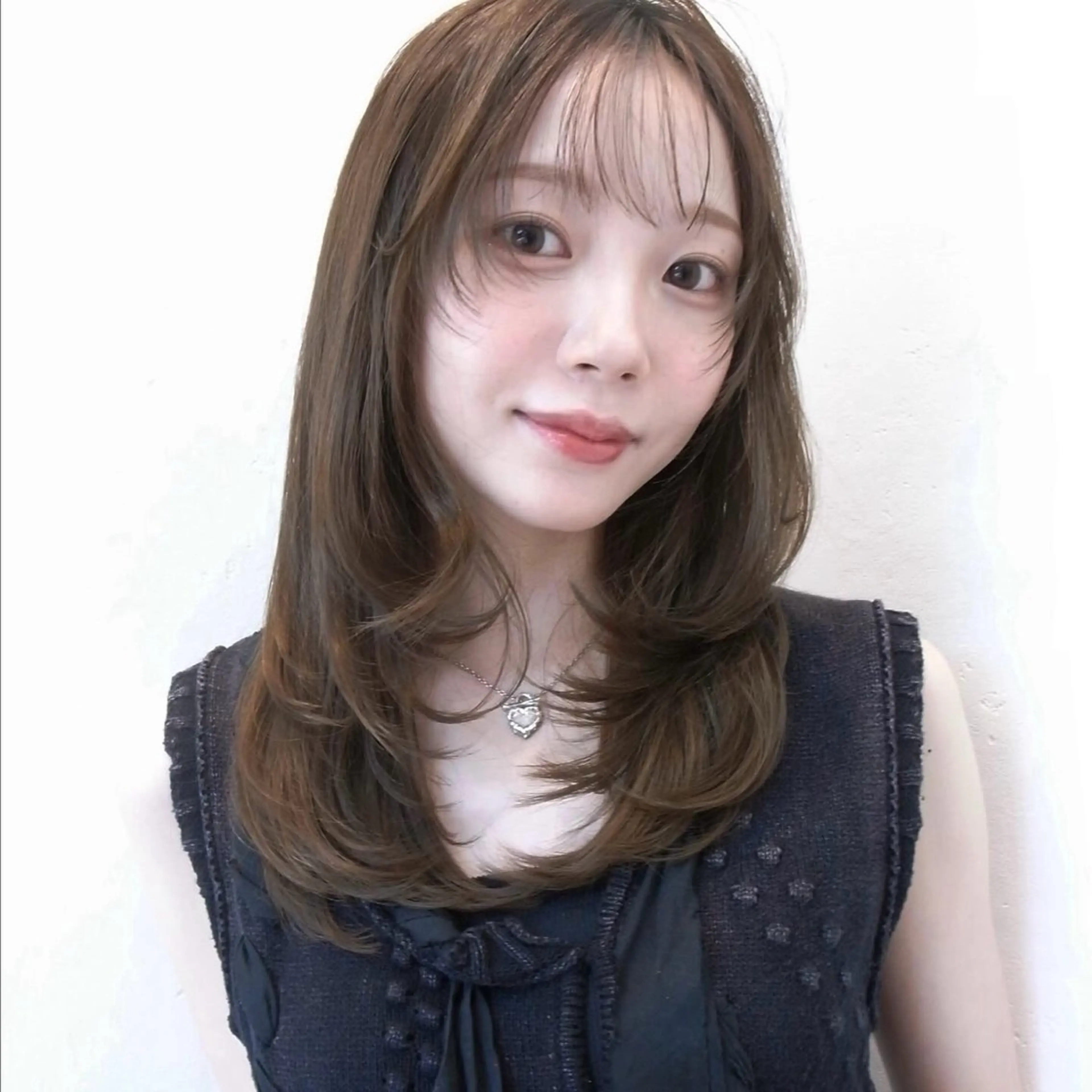 ロング カラー ヘアカラー ベージュ/透明感/ 桃子🎀のヘアスタイル