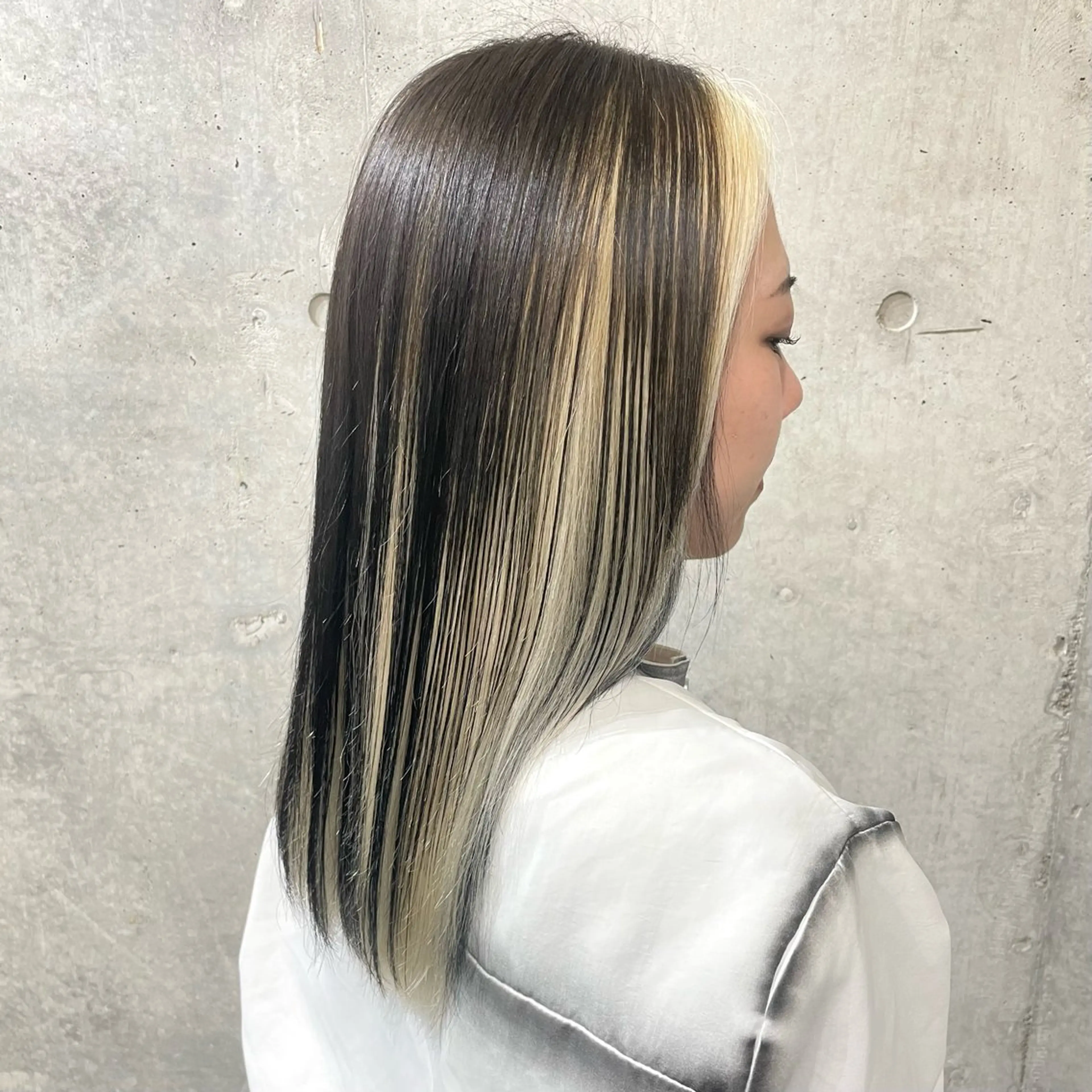 セミロング カラー ヘアカラー Je suis heureuse Miel所属・🐩艶カラー/ chisato🌙のヘアスタイル