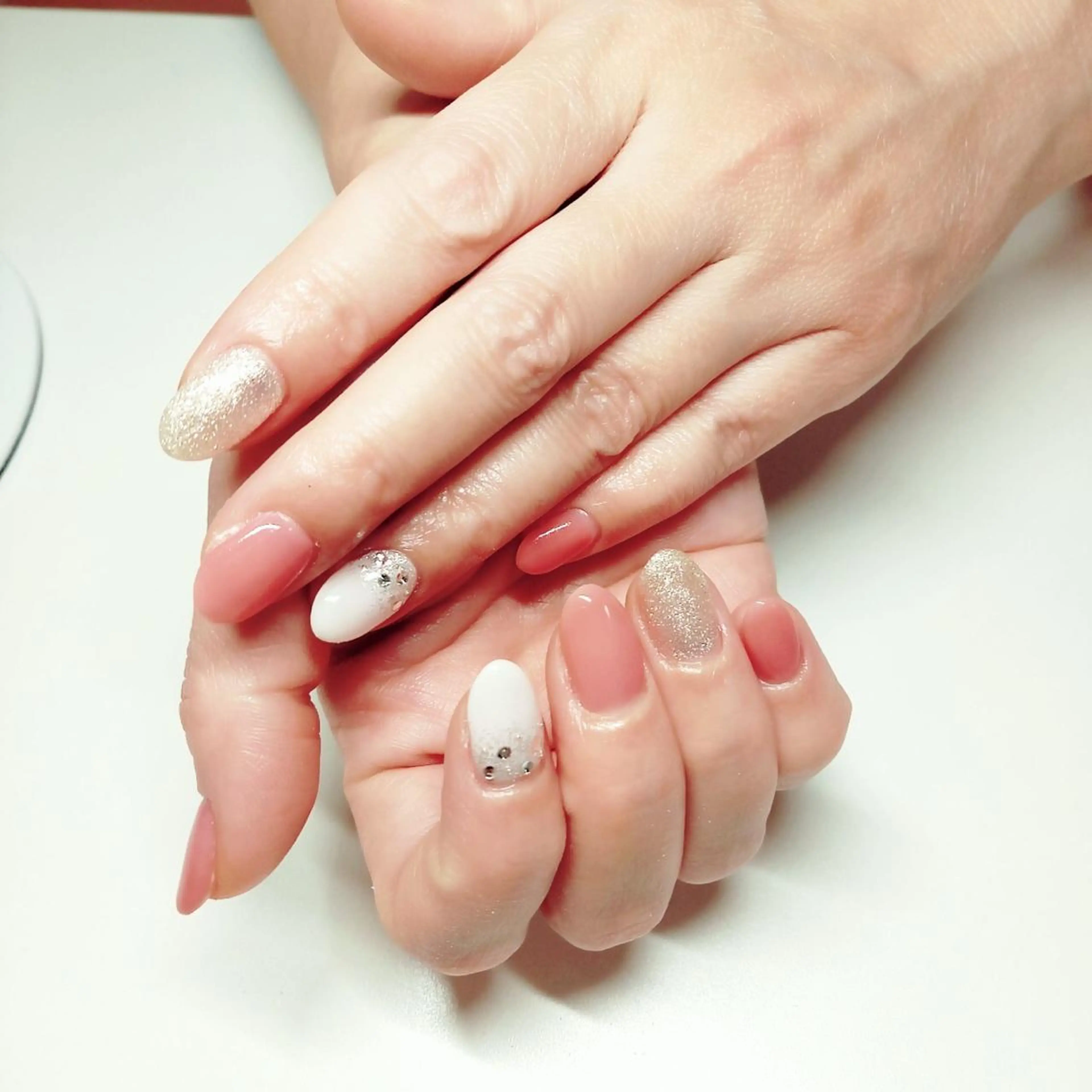 ネイル フットネイル グリーン オフィスネイル ワンカラーネイル 春ネイル Lily Roseスタッフ一同のマツエク・マツパデザイン