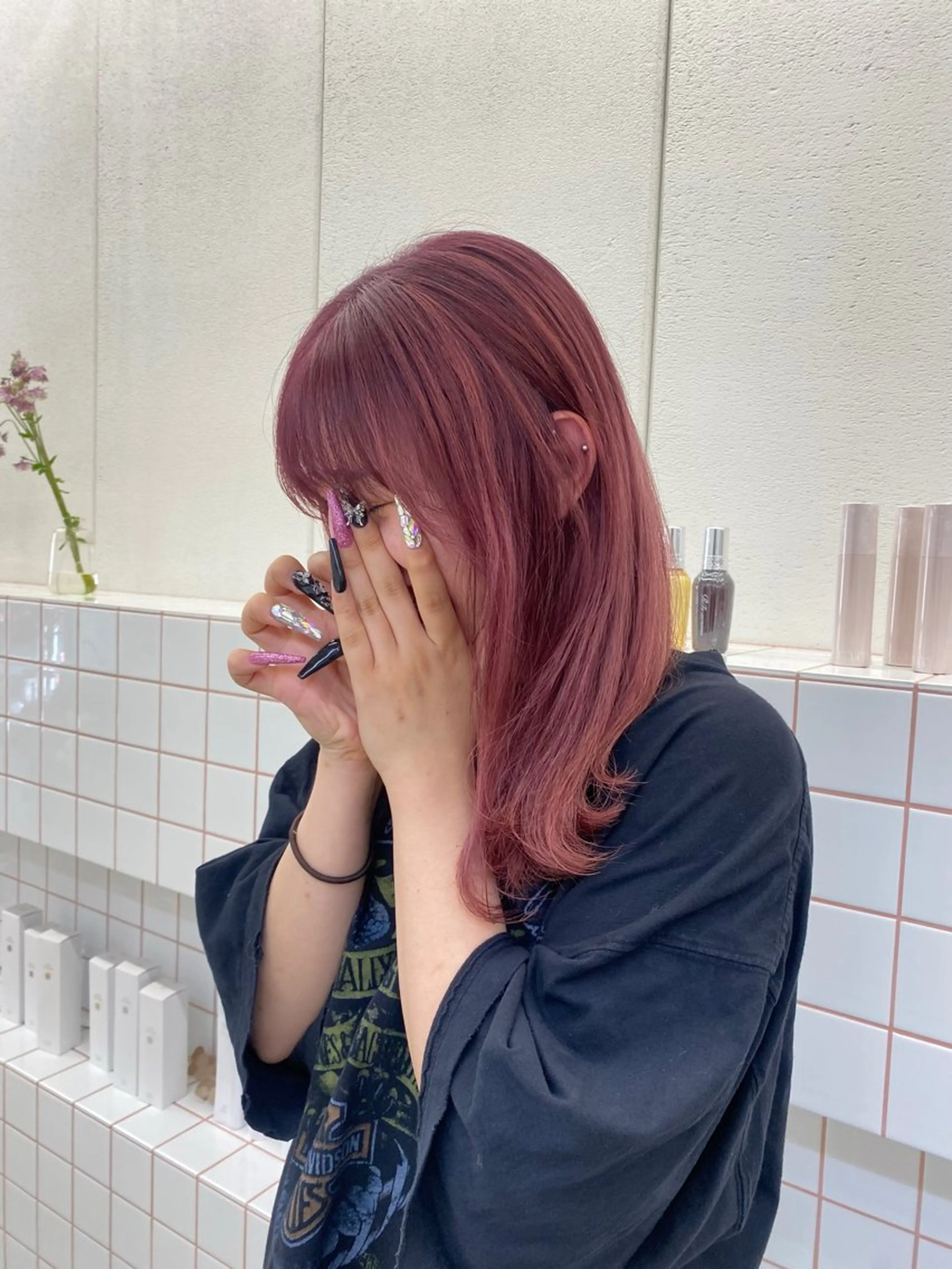 セミロング カラー ブリーチ ピンクカラー カット ヘアカラー トリートメント NIKO/名古屋/ 伏見/花屋併設のヘアスタイル