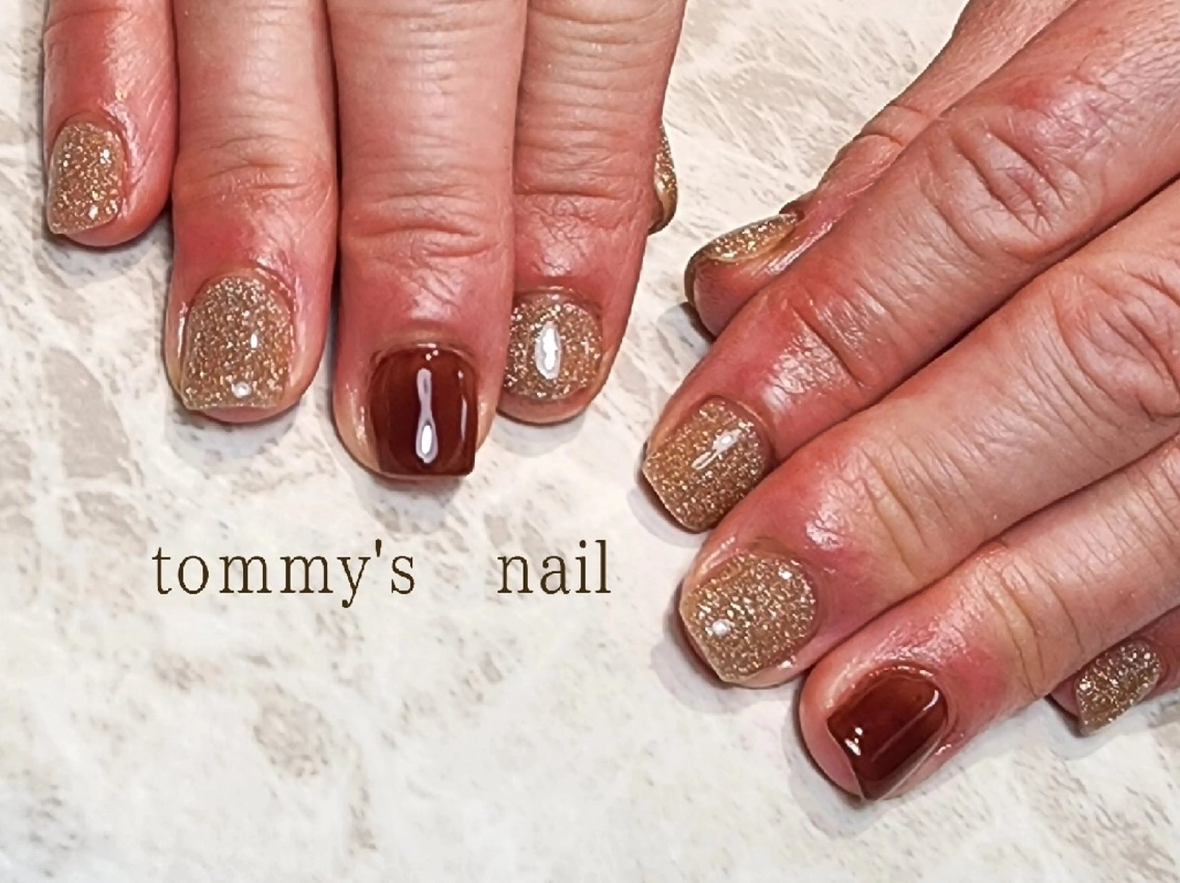 ネイル ジェルネイル グラデーション ラメ(グリッター) ラメグラデーション ミラーネイル ハンドネイル tommy's nail所属・福岡/若よもぎ蒸し 全身美容が叶うサロンのネイルデザイン