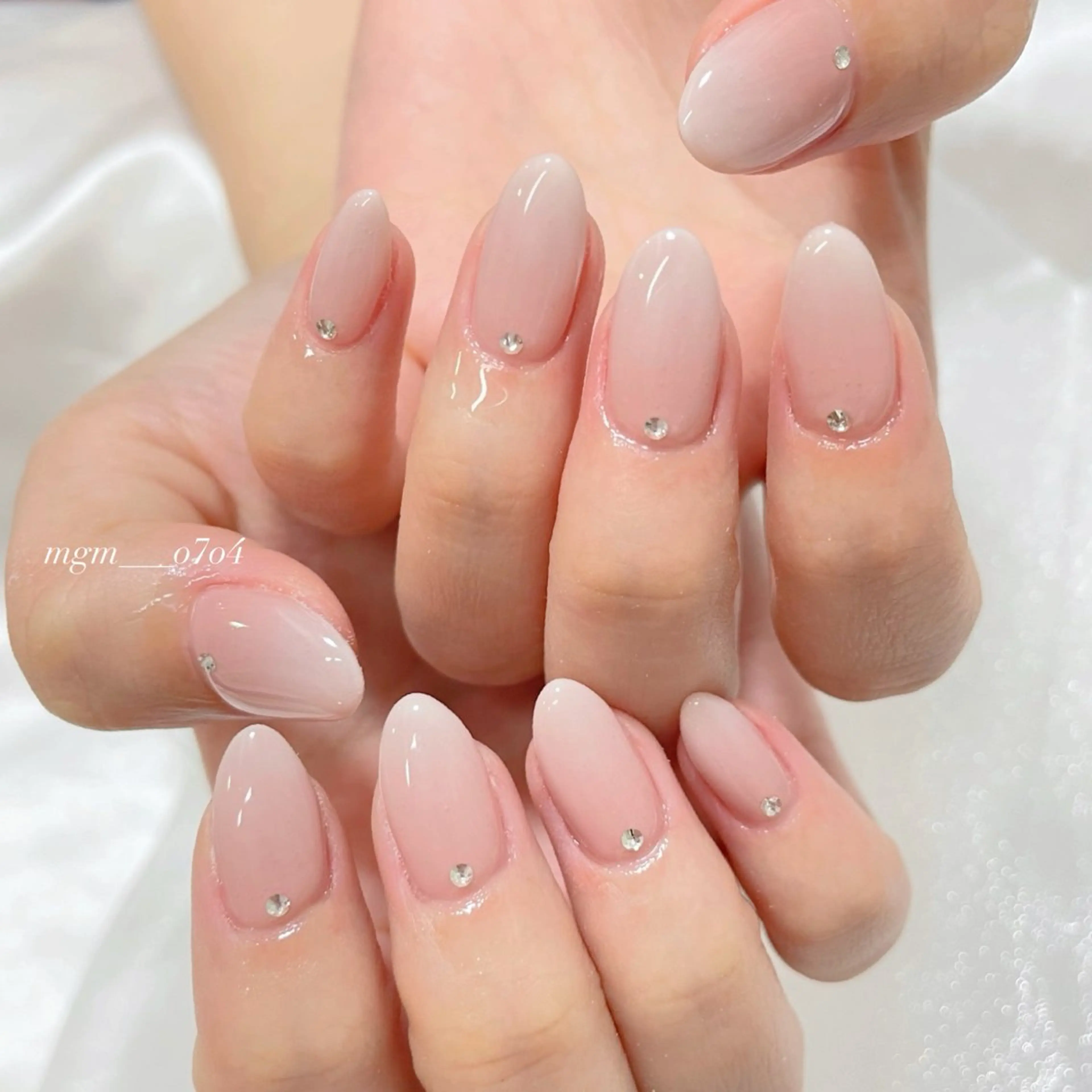 ネイル ストーンネイル MoON...❤︎ MeGuのネイルデザイン