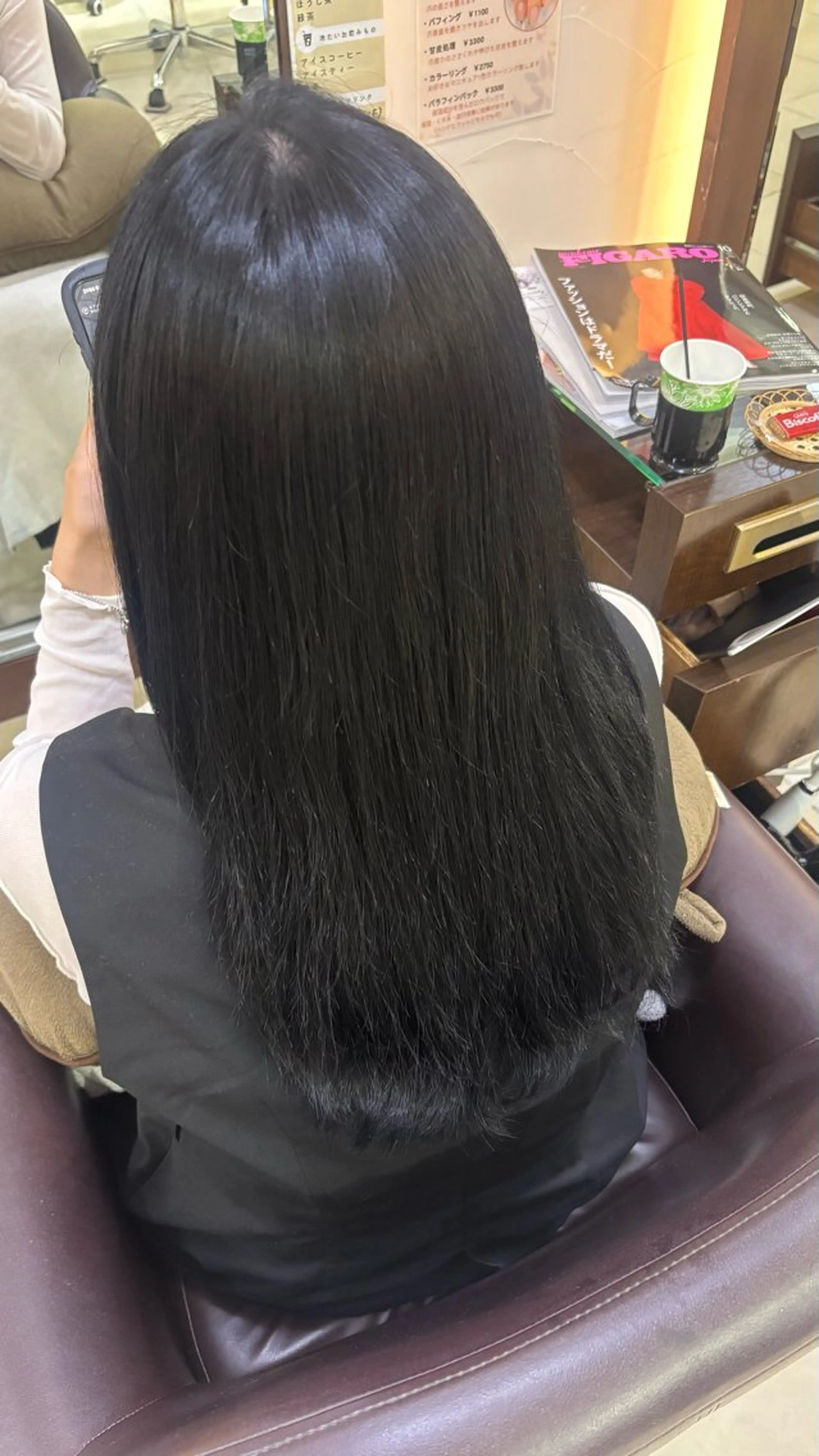 カラー 中崎 楓菜のヘアスタイル