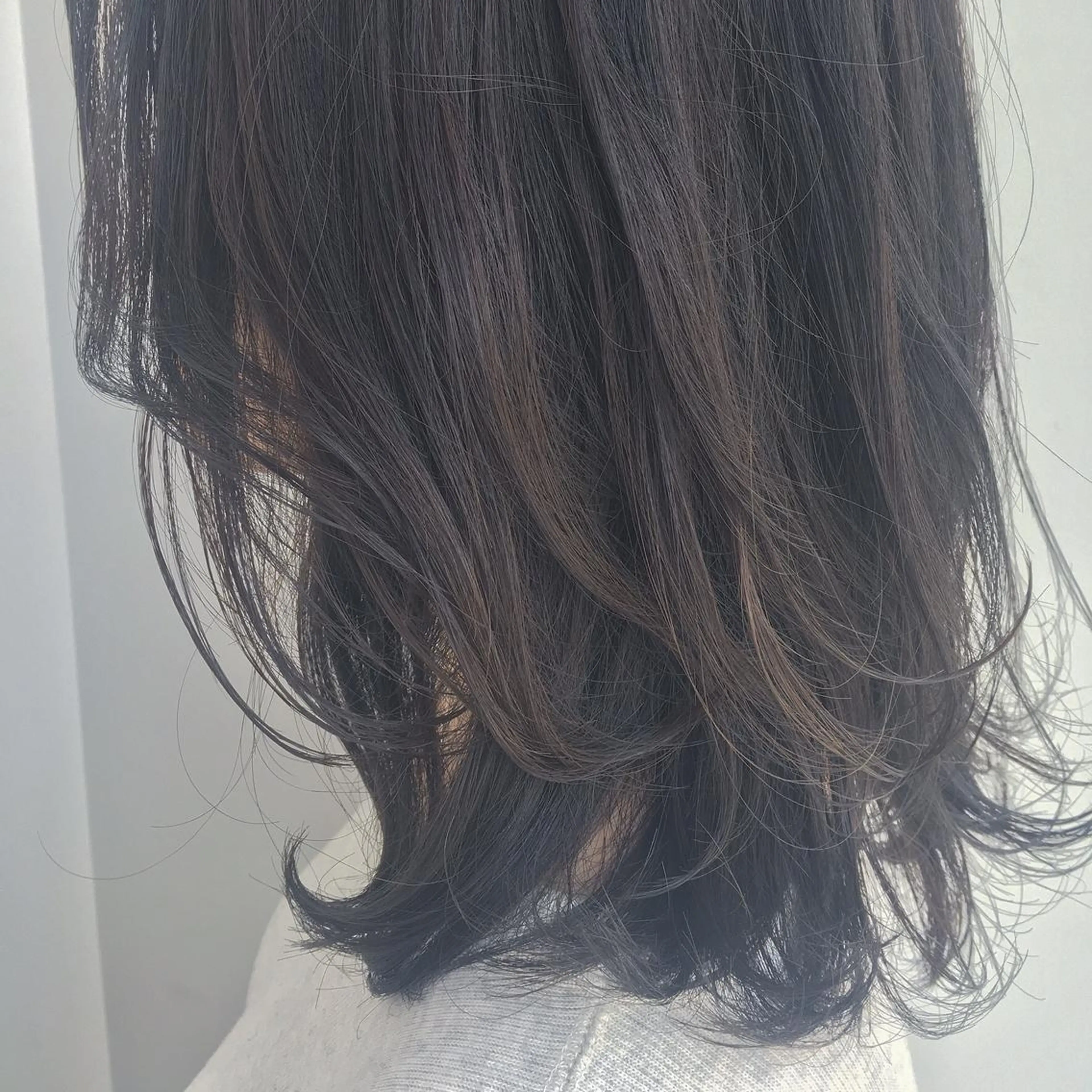 ミディアム カラー ヘアアレンジ 透明感カラー ハイライトカラー ハイライト ＮＥＷＩ　京橋 【yoko】のヘアスタイル