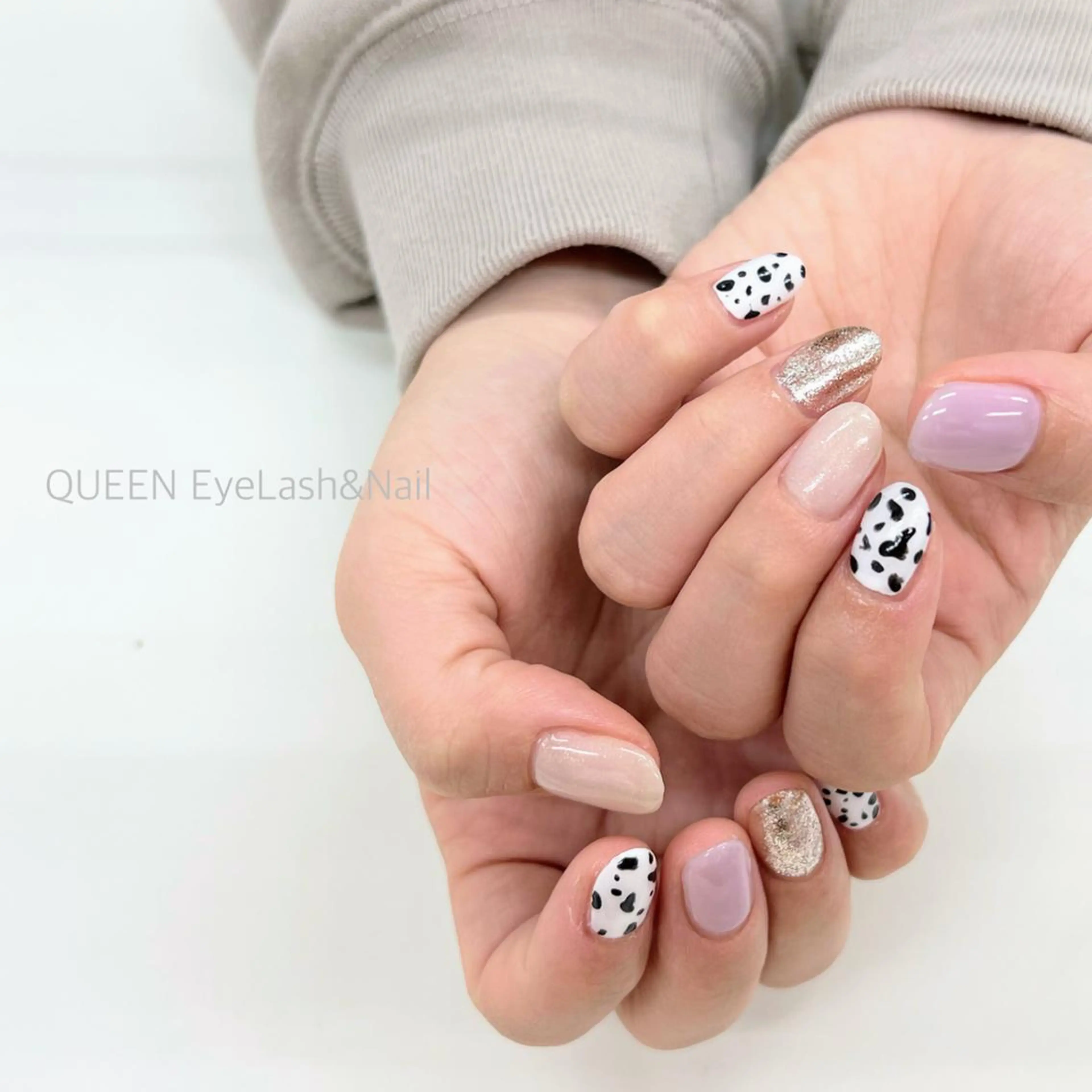 ミディアム ネイル Bloom Nail 桜井のネイルデザイン