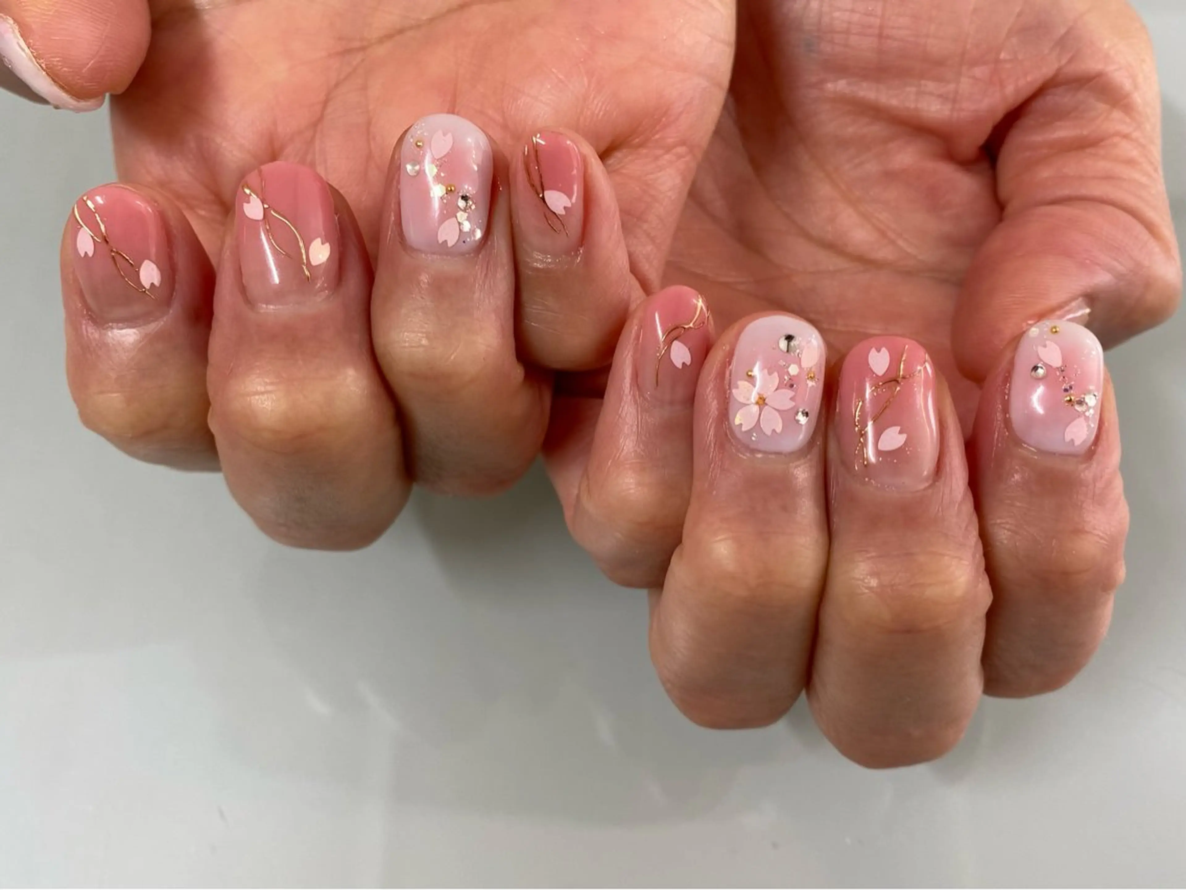 ネイル ハンドネイル Nailist Yasucoのネイルデザイン