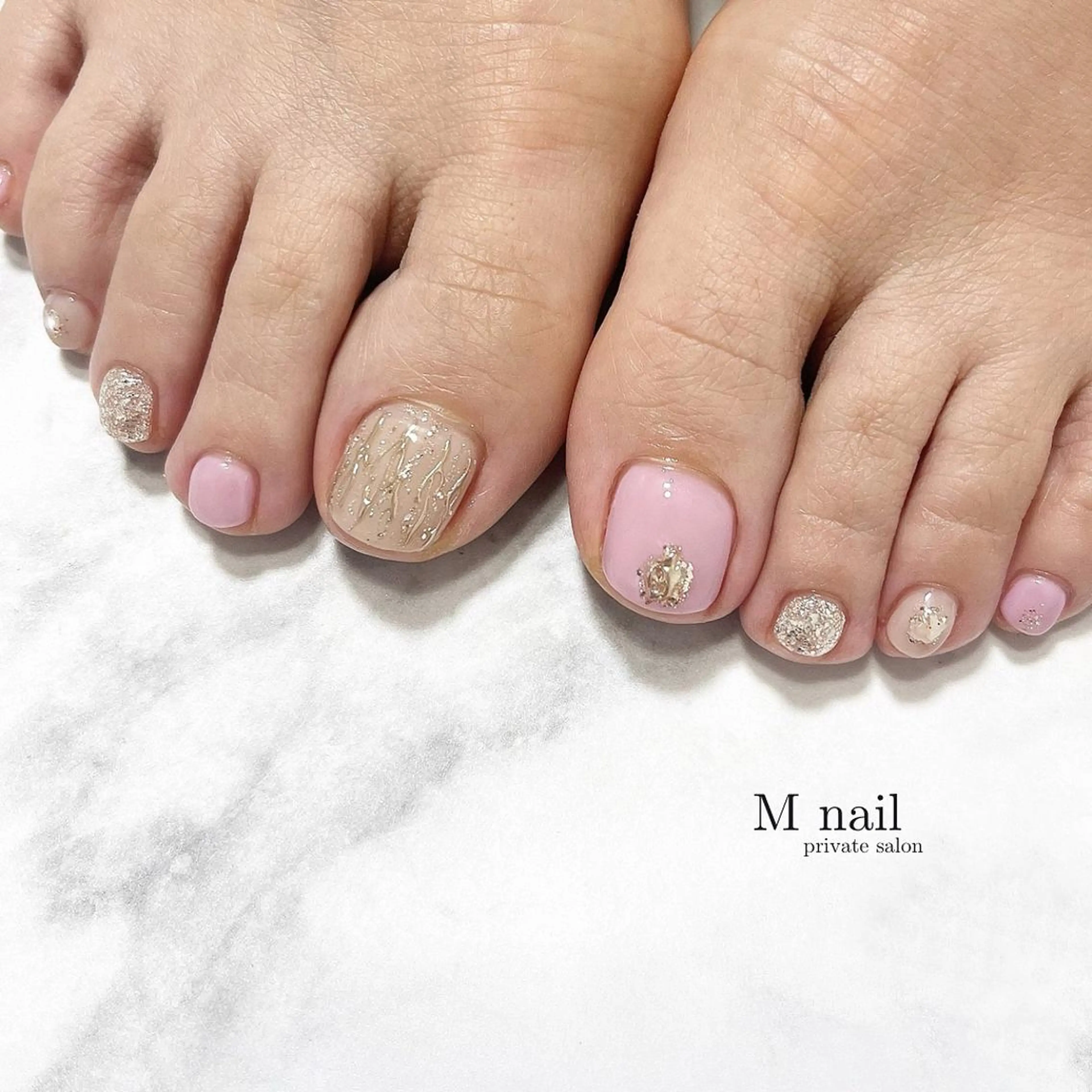 ネイル フットネイル M　nail所属・M nailのネイルデザイン