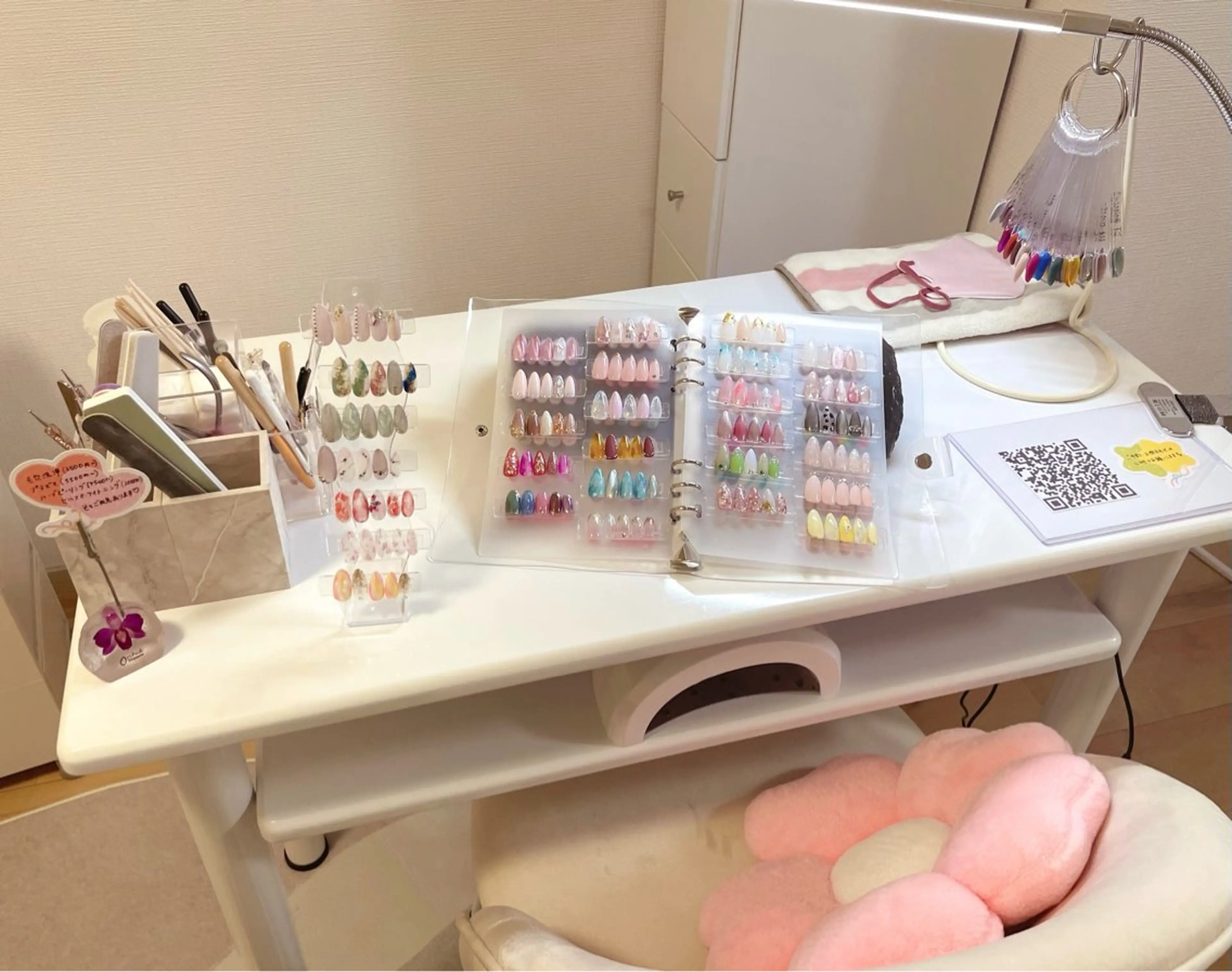 ネイル salon A.glansh所属・肌質改善salon♪ 効果がわかる♪南森町のネイルデザイン