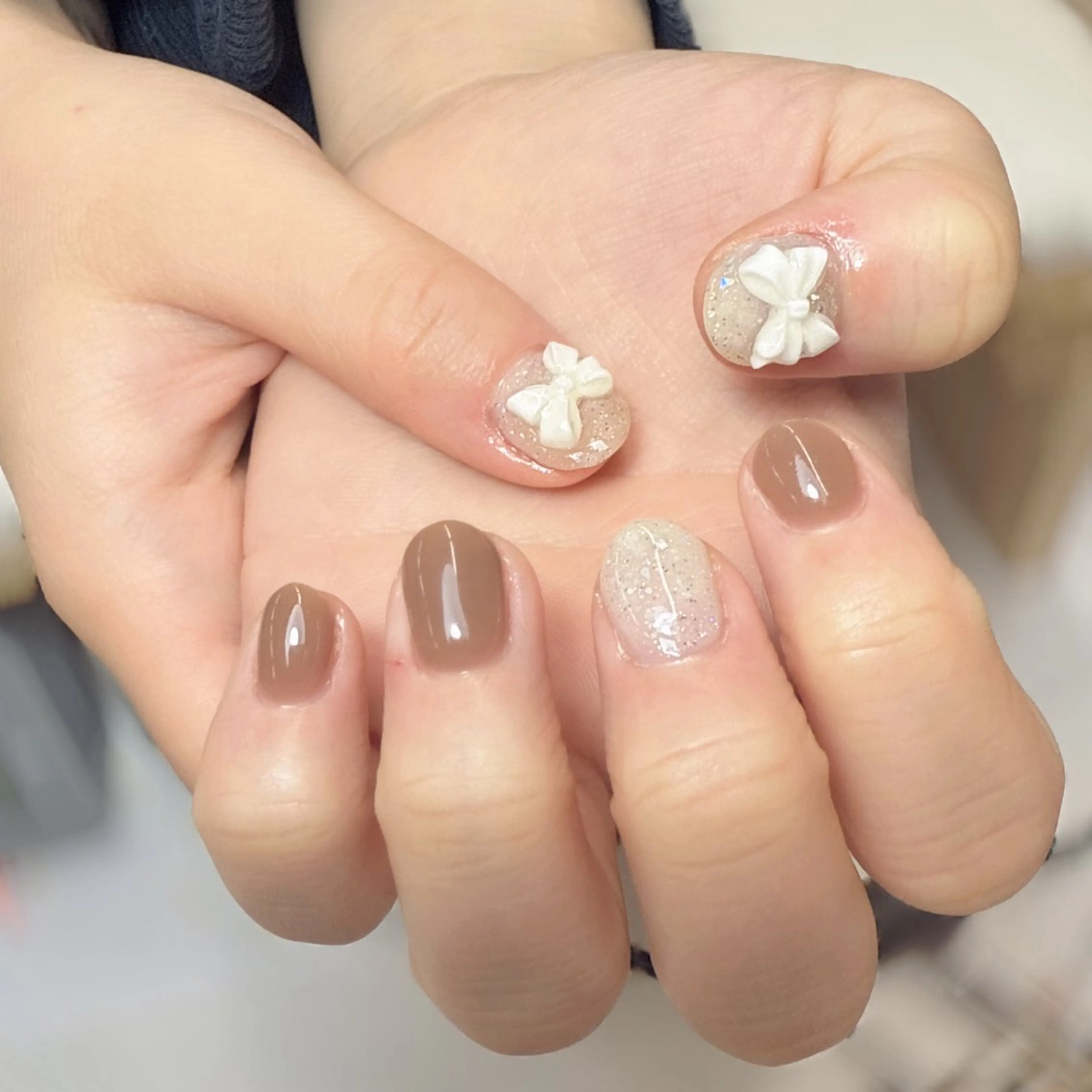 ネイル ハンドネイル グロー ネイルのネイルデザイン