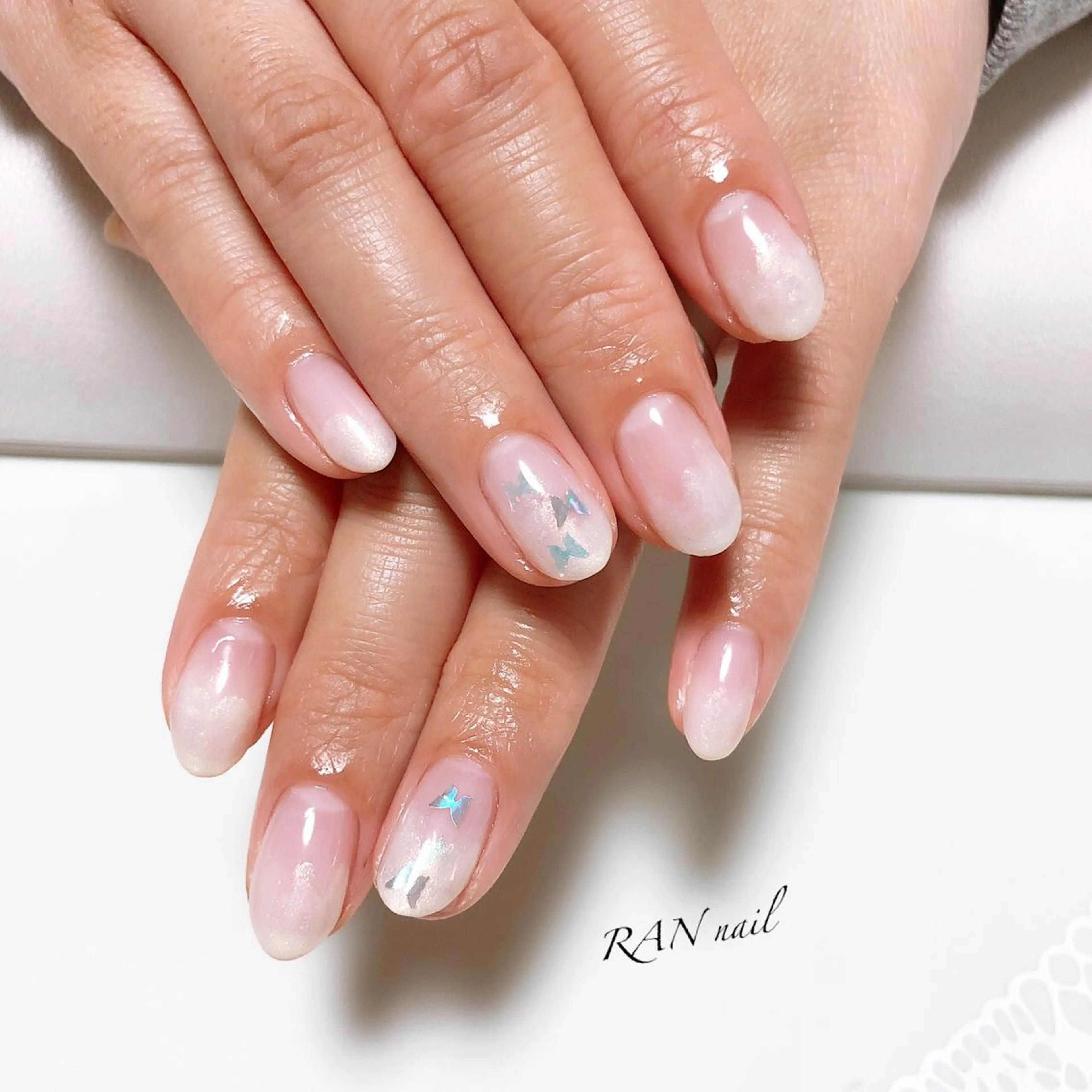 ネイル フットネイル フレンチネイル キラキラネイル ニュアンスネイル オフィスネイル RAN nail 〜ランネイル〜所属・RAN nailのネイルデザイン
