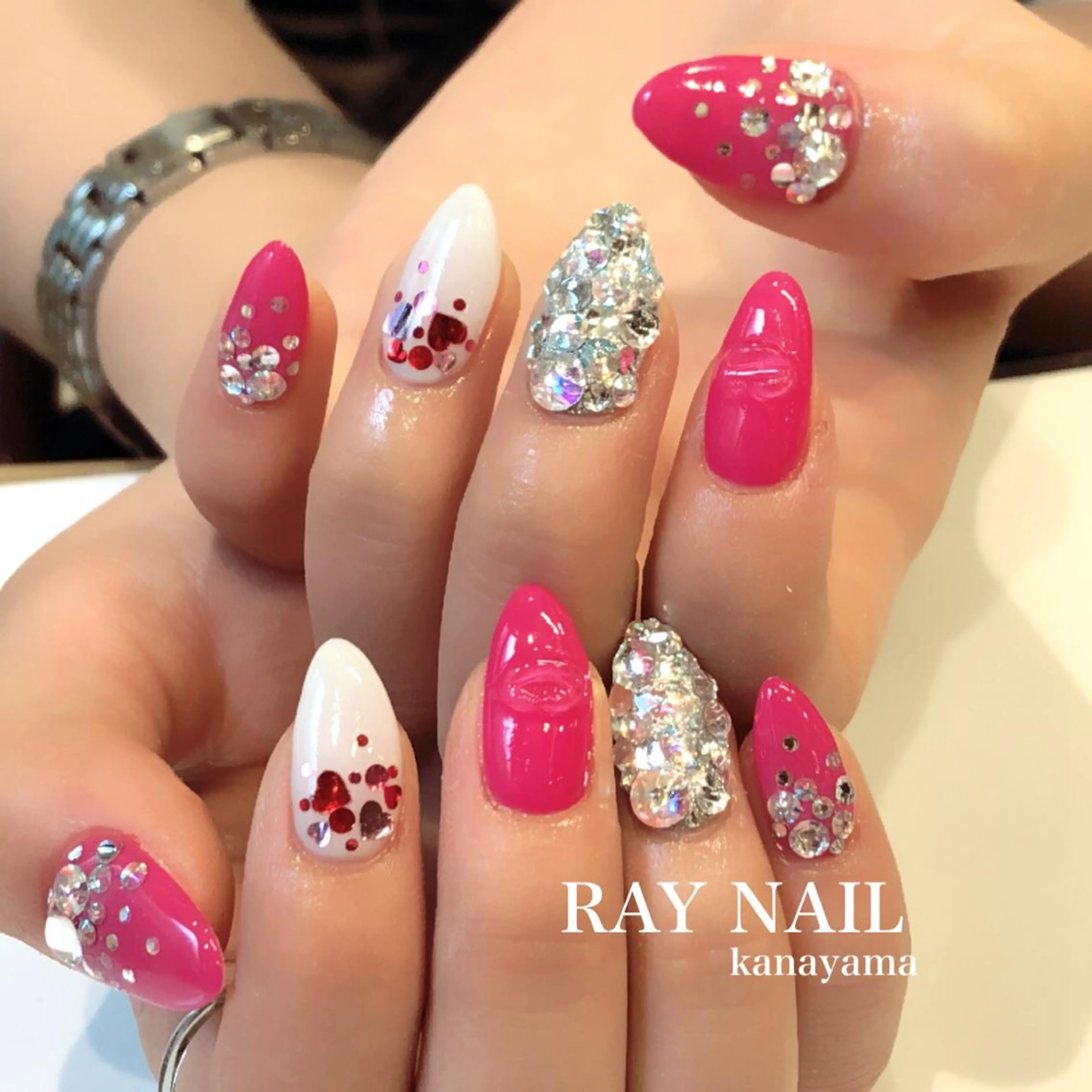 ネイル Arowa 伊田のネイルデザイン