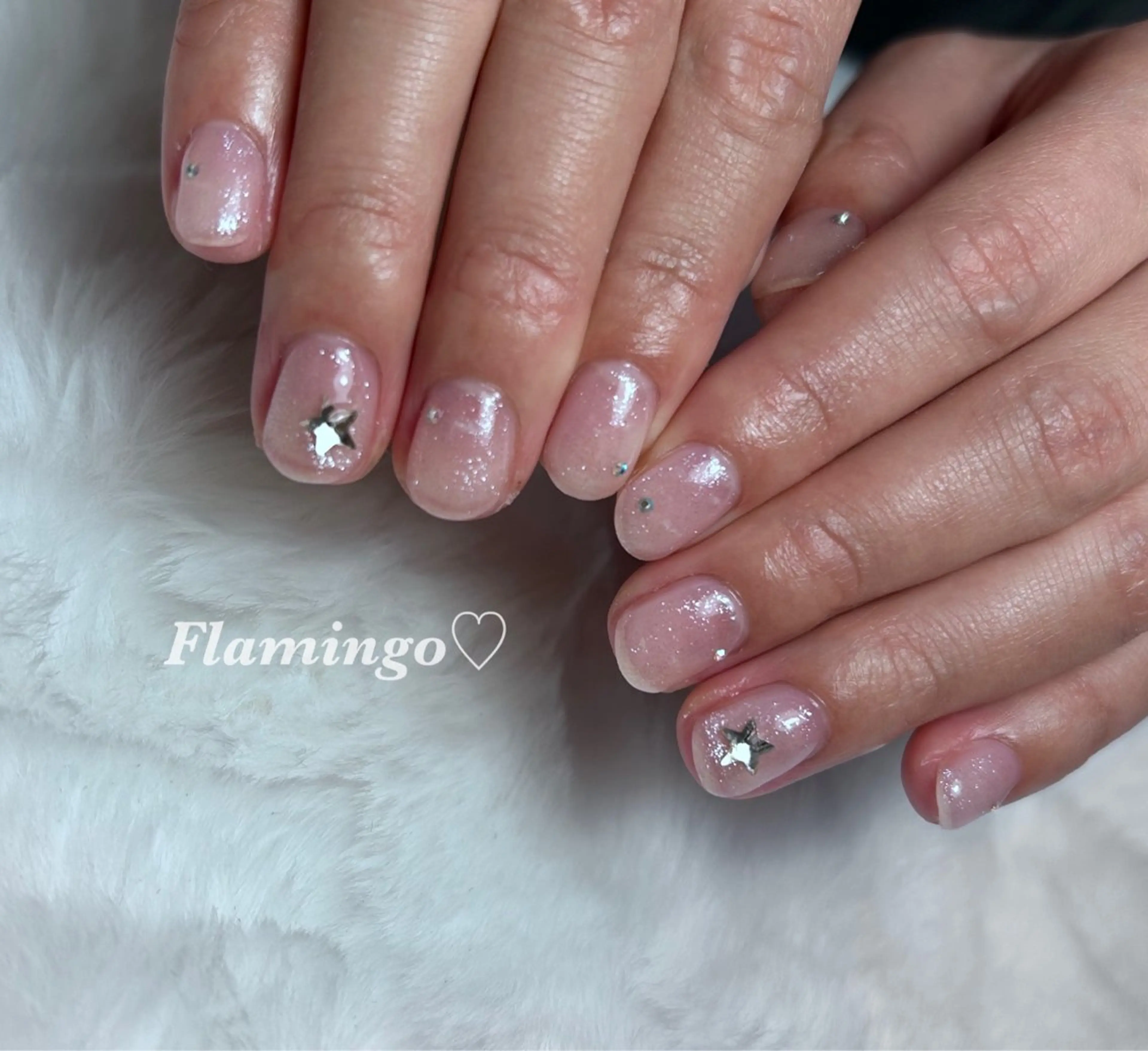 ネイル ラメ(グリッター) ニュアンスネイル ワンカラーネイル ピンク ショートネイル フィルイン／自爪育成 ／爪に優しい施術のネイルデザイン