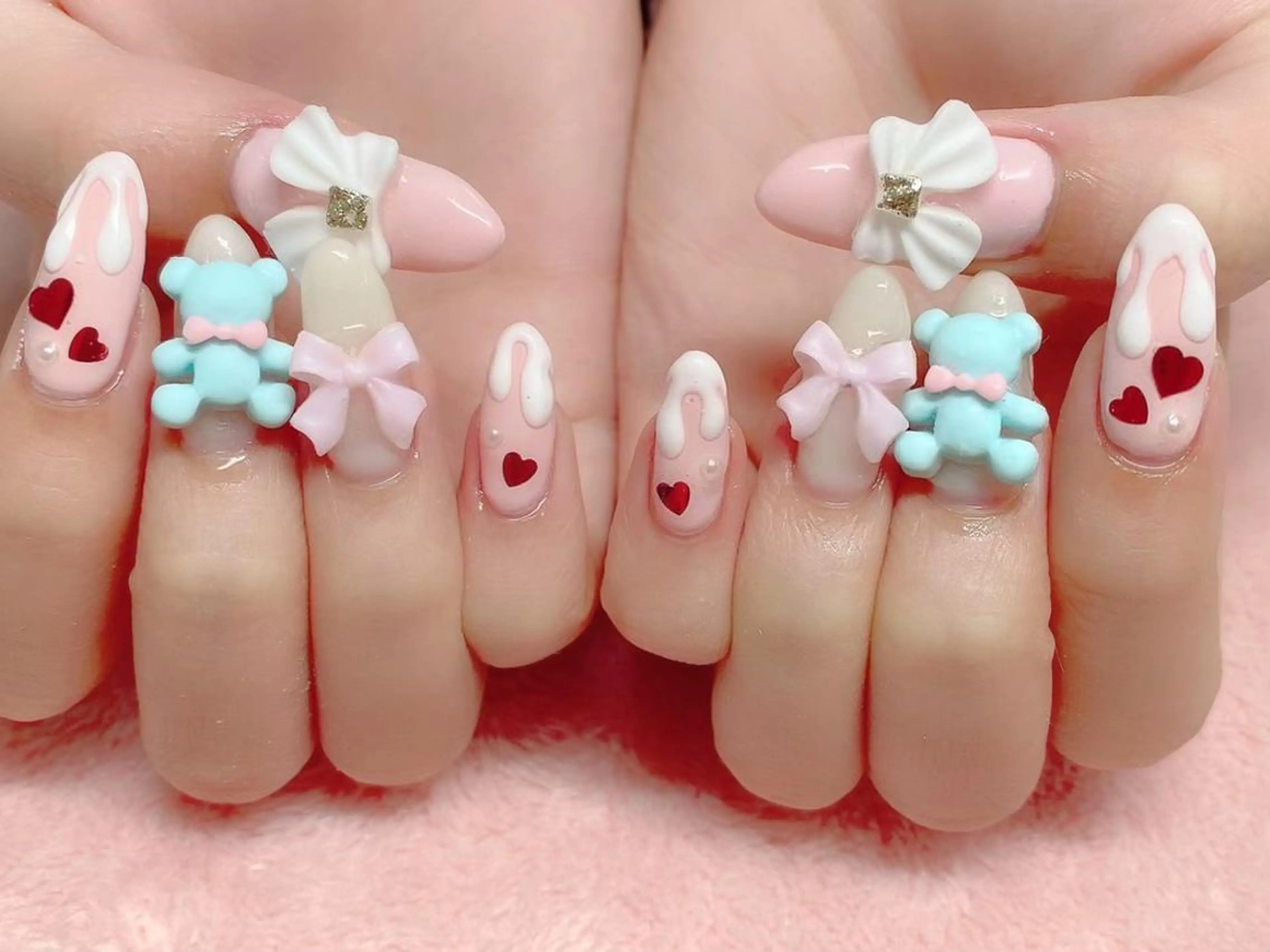 ミディアム ネイリスト ユメノソラのネイルデザイン