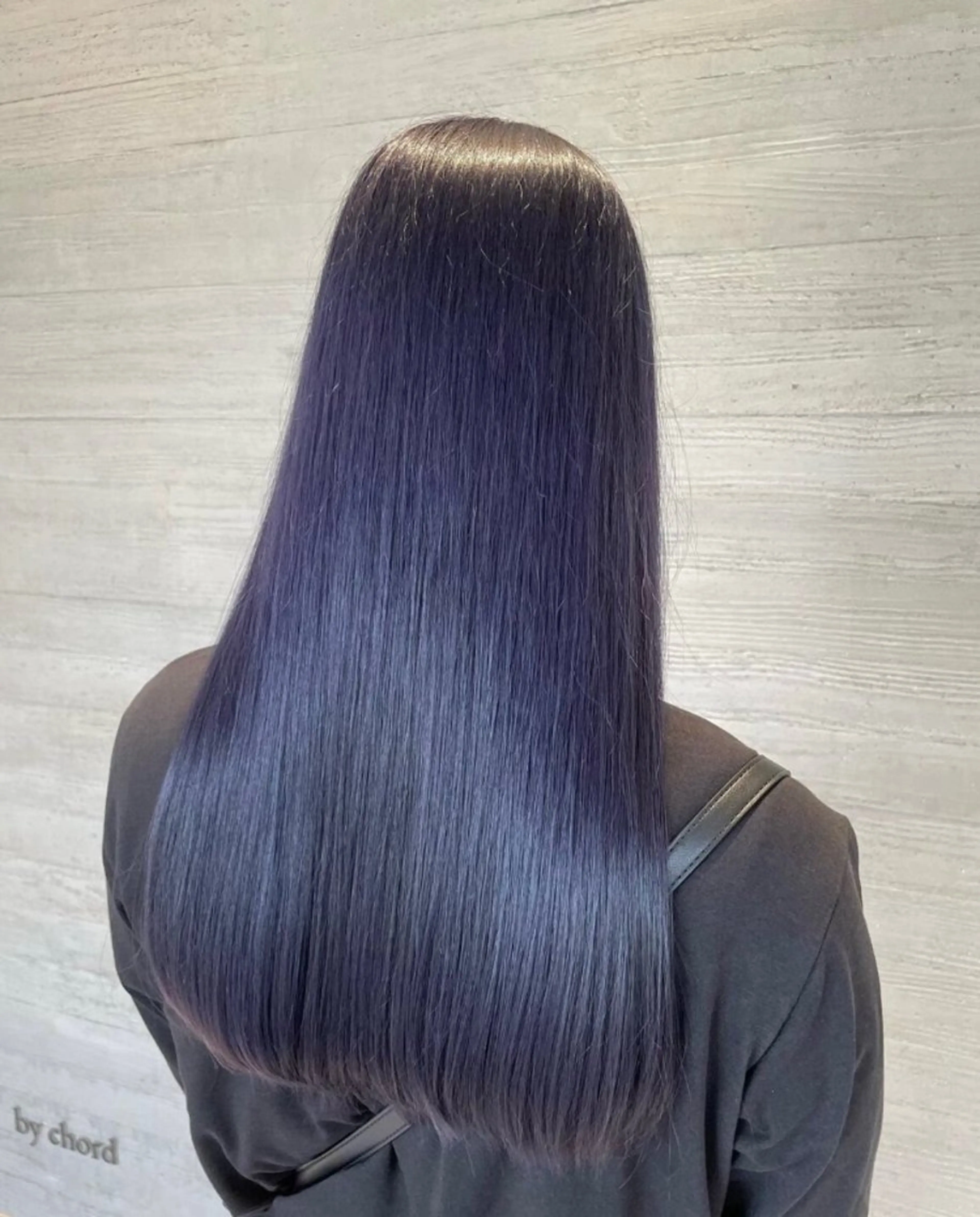 ロング カラー ラベンダーカラー ネイビーカラー サキ🤍ハイトーン 🩰くびれ巻きヘアのヘアスタイル