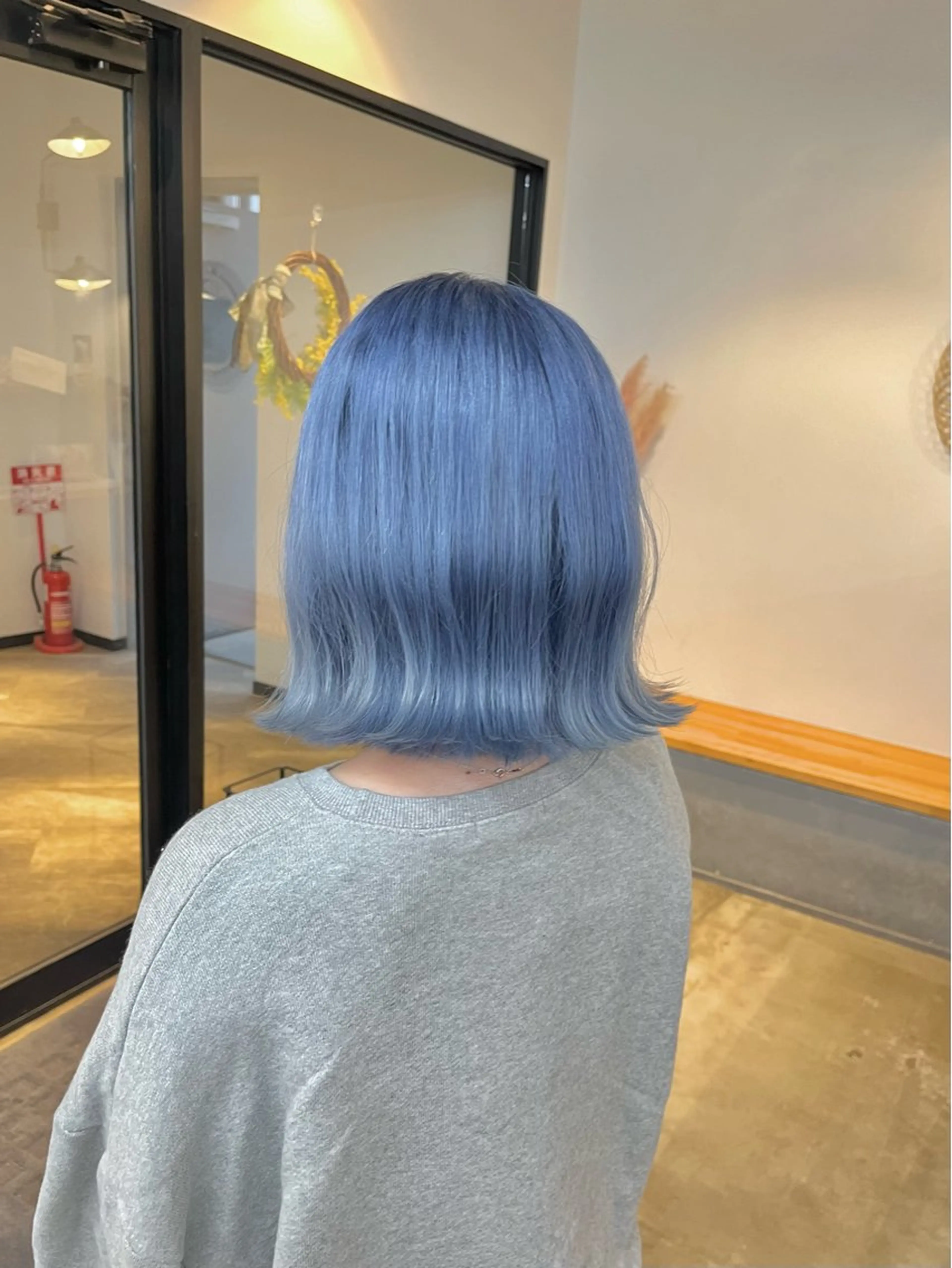 ショート カラー ヘアカラー ハイトーンカラ ー/小川のヘアスタイル