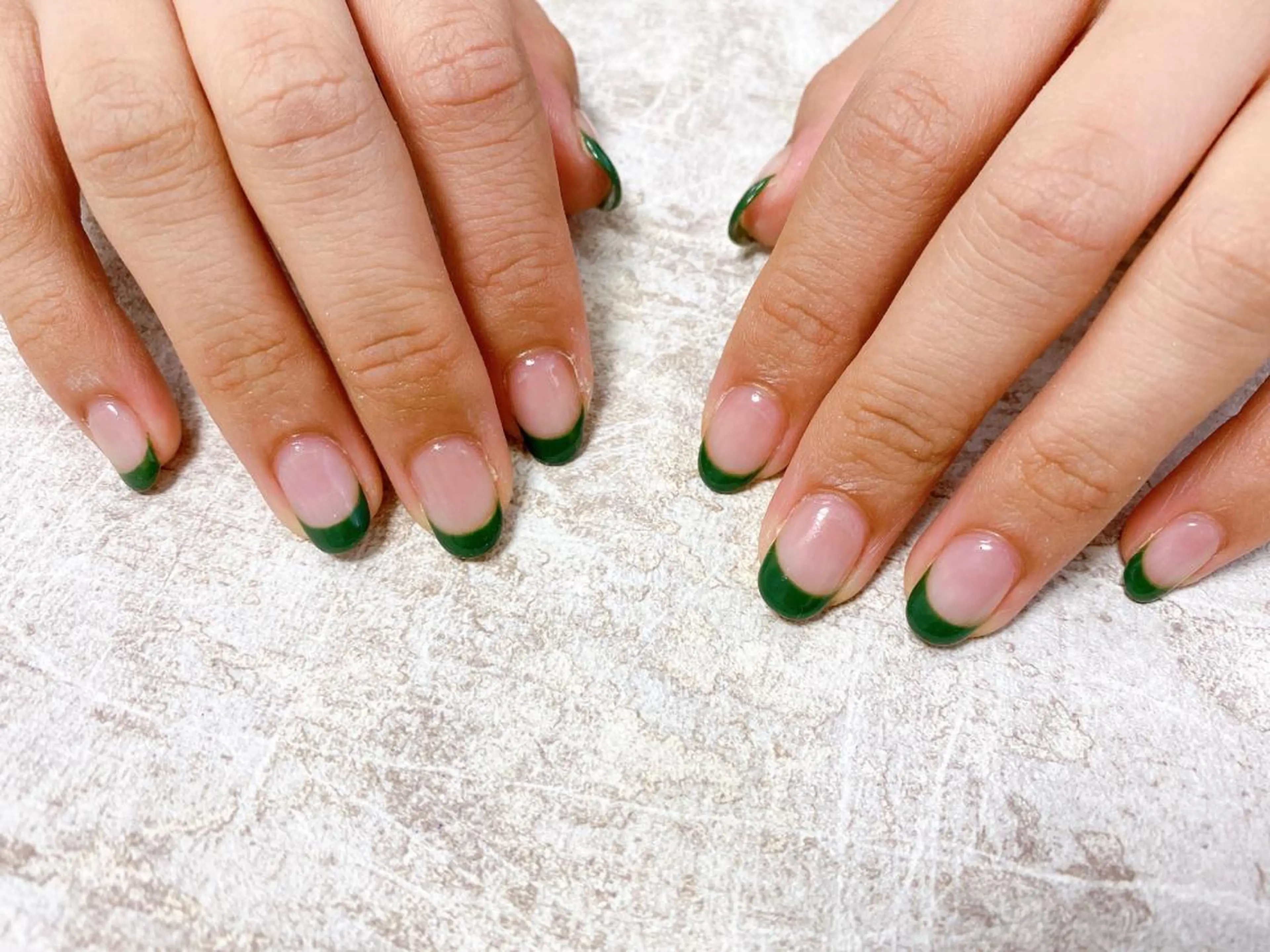 ネイル フレンチネイル Mogu nail 二子玉川のネイルデザイン