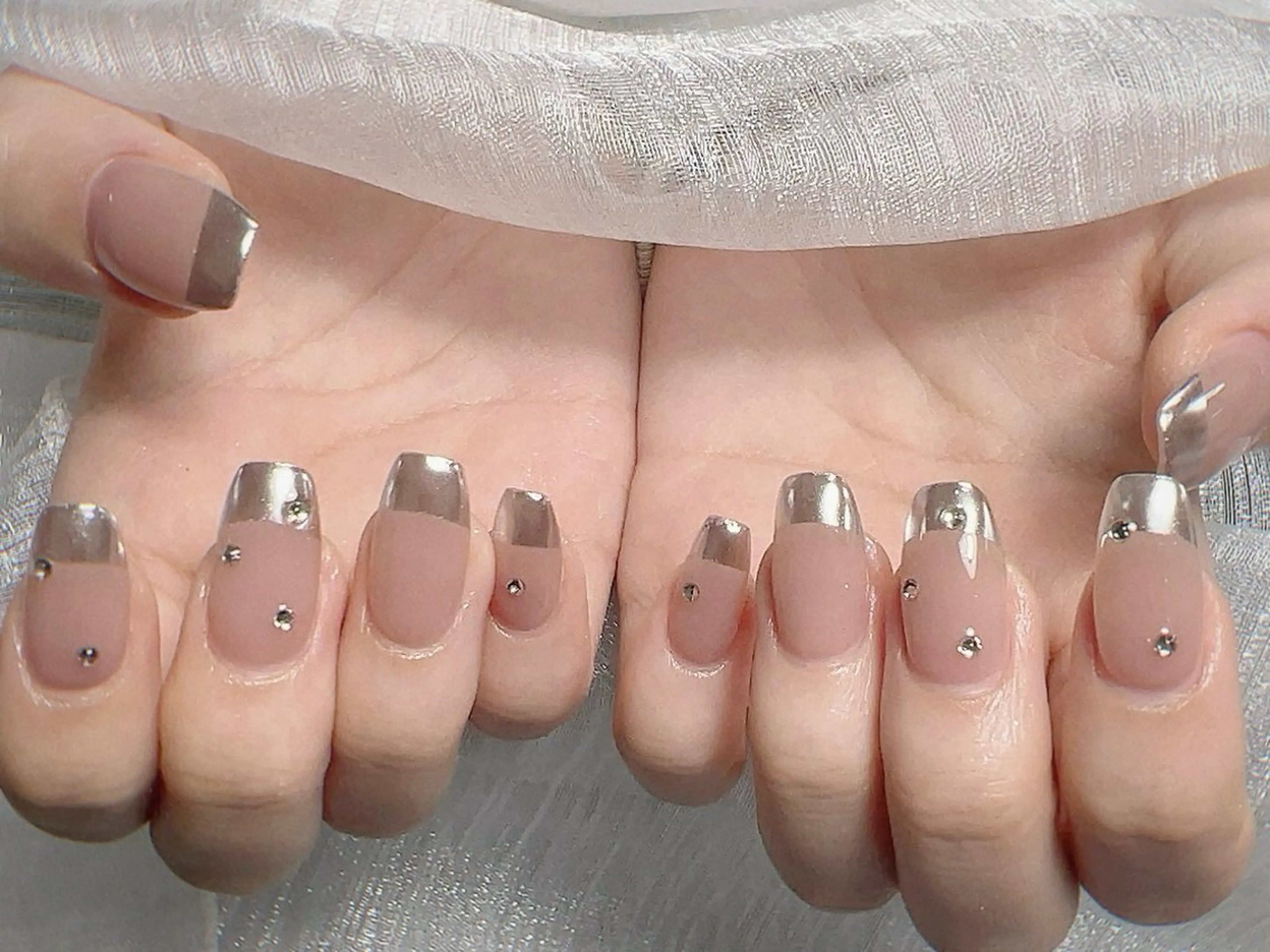 ネイル フレンチネイル ミラーネイル るか 池袋のネイルデザイン