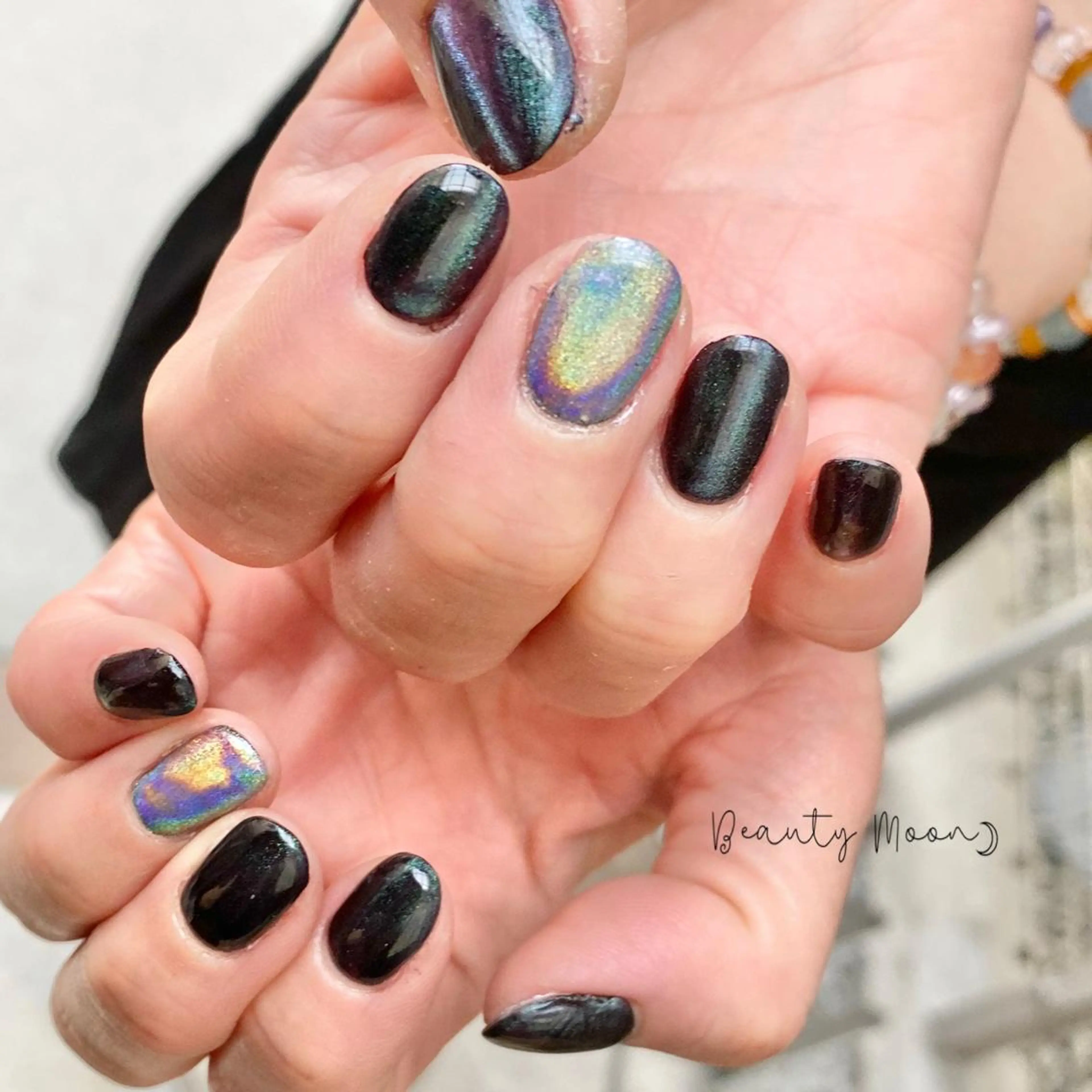 ネイル マグネットネイル おそろいネイル ワンカラーネイル beauty ☪︎moonのネイルデザイン