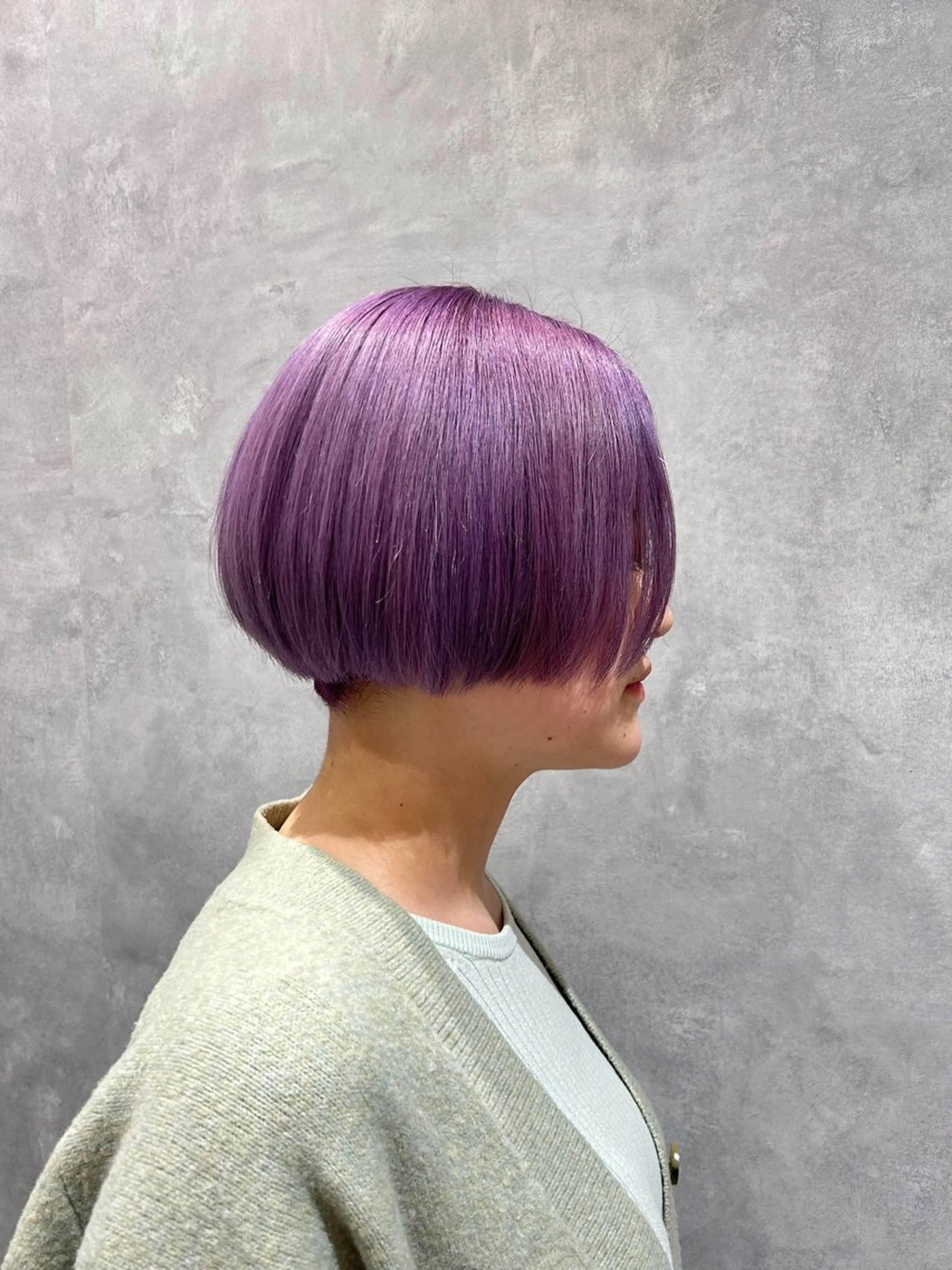 カラー ブリーチ ラベンダーカラー ヘアカラー ぐっち ーのヘアスタイル